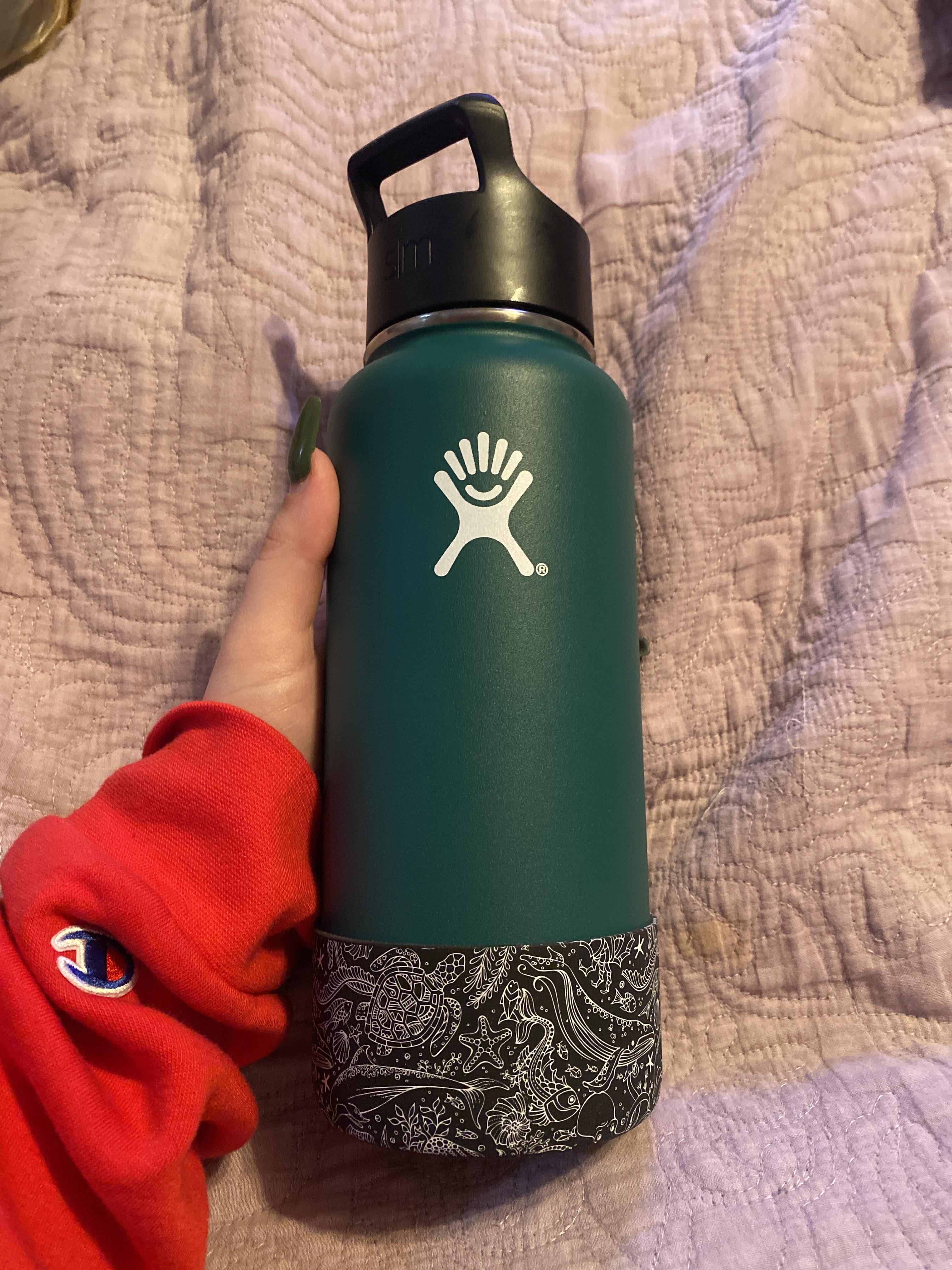 Got my first hydroflask, I’m obsessed with the color😍 r/Hydroflask