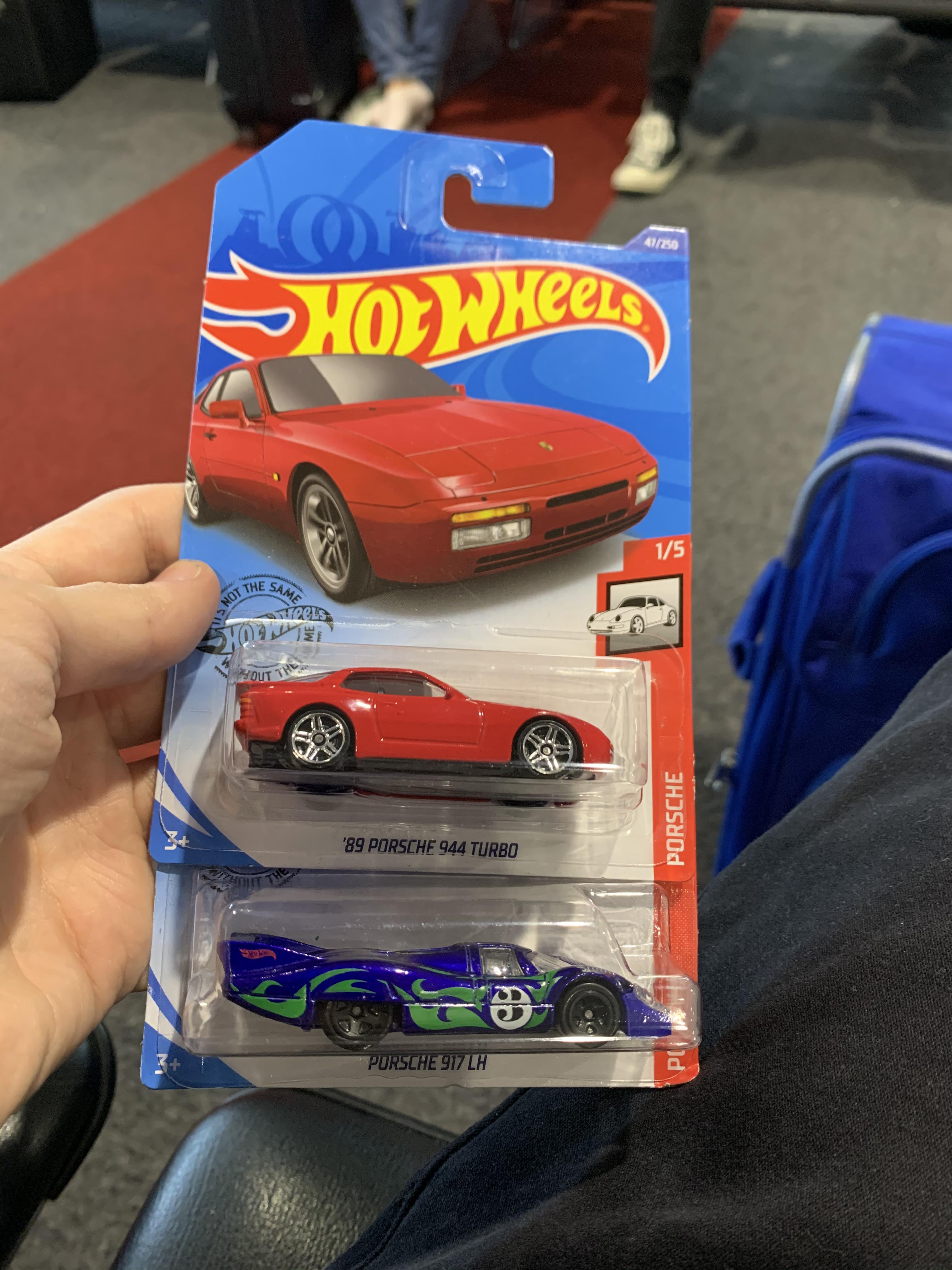 finally found the porsches i was hunting, only problem was that it was