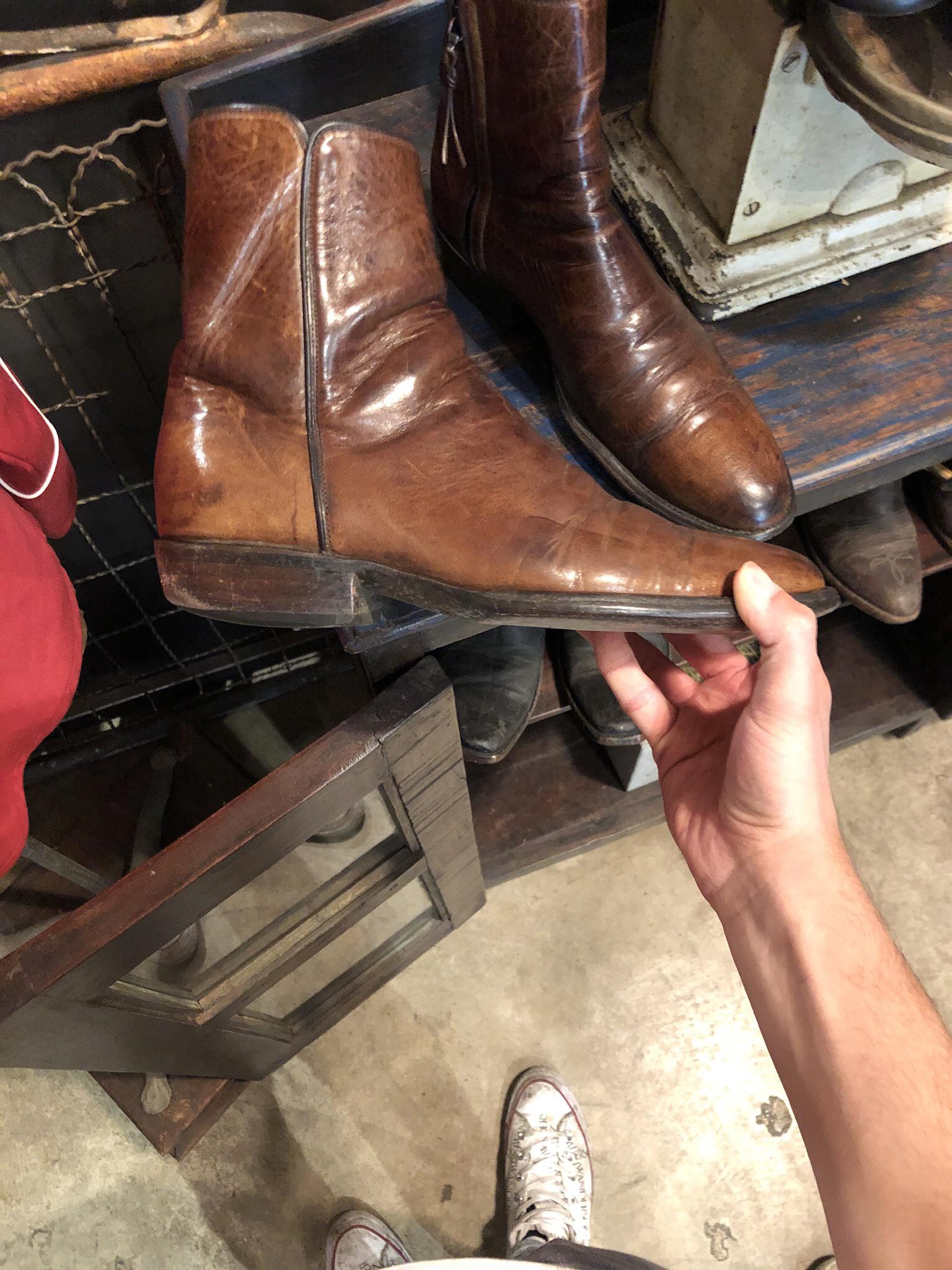 Boots like these? What are they called? Where can I buy them? r/Boots