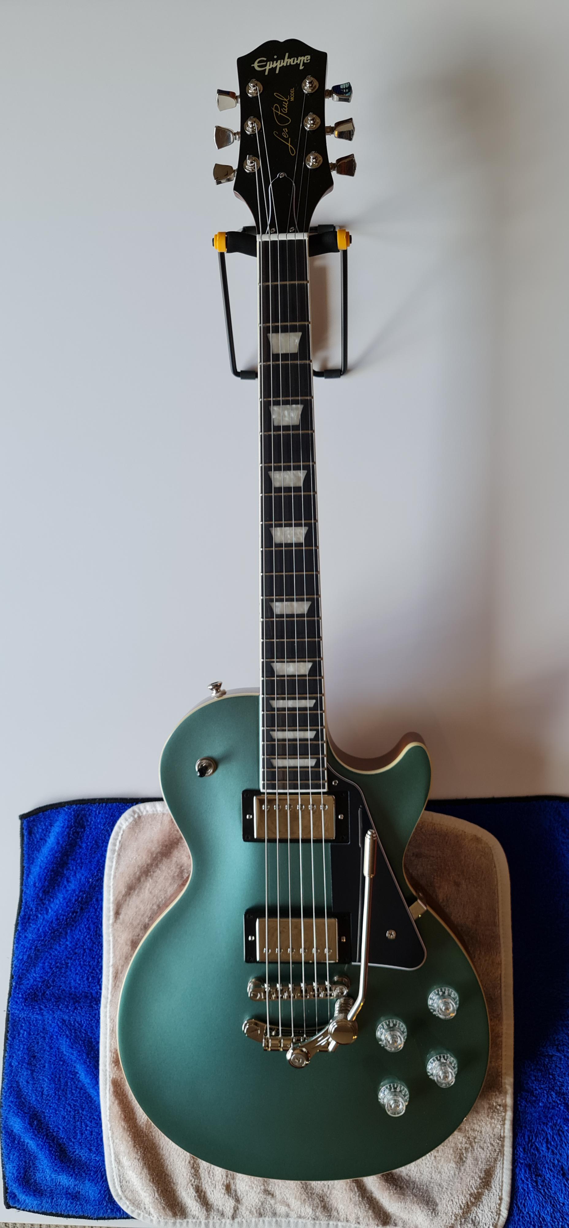 Update Duesenberg Les Trem II installed r/guitarporn