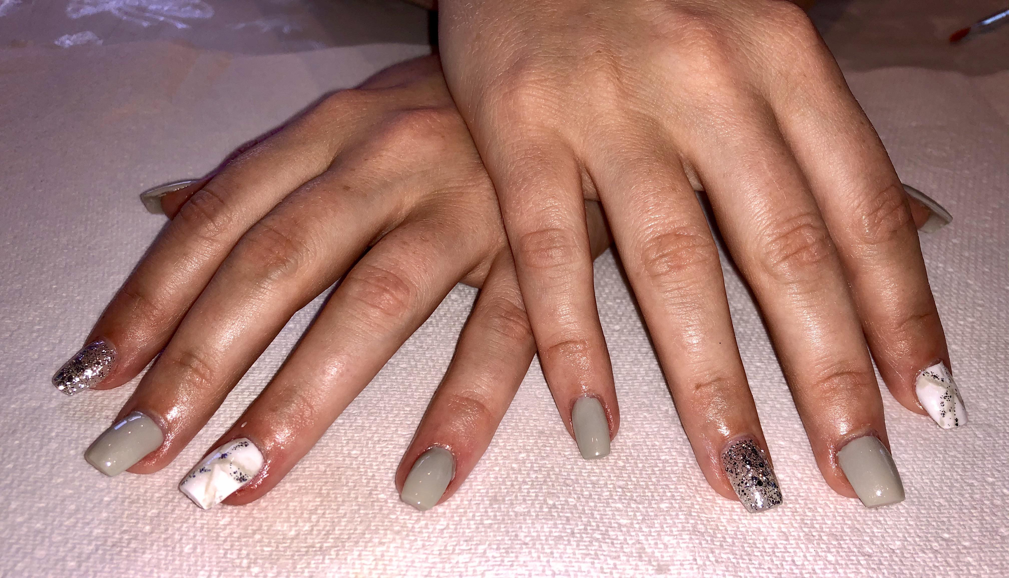 3rd practice doing acrylic nails 💅🏽 RedditLaqueristas