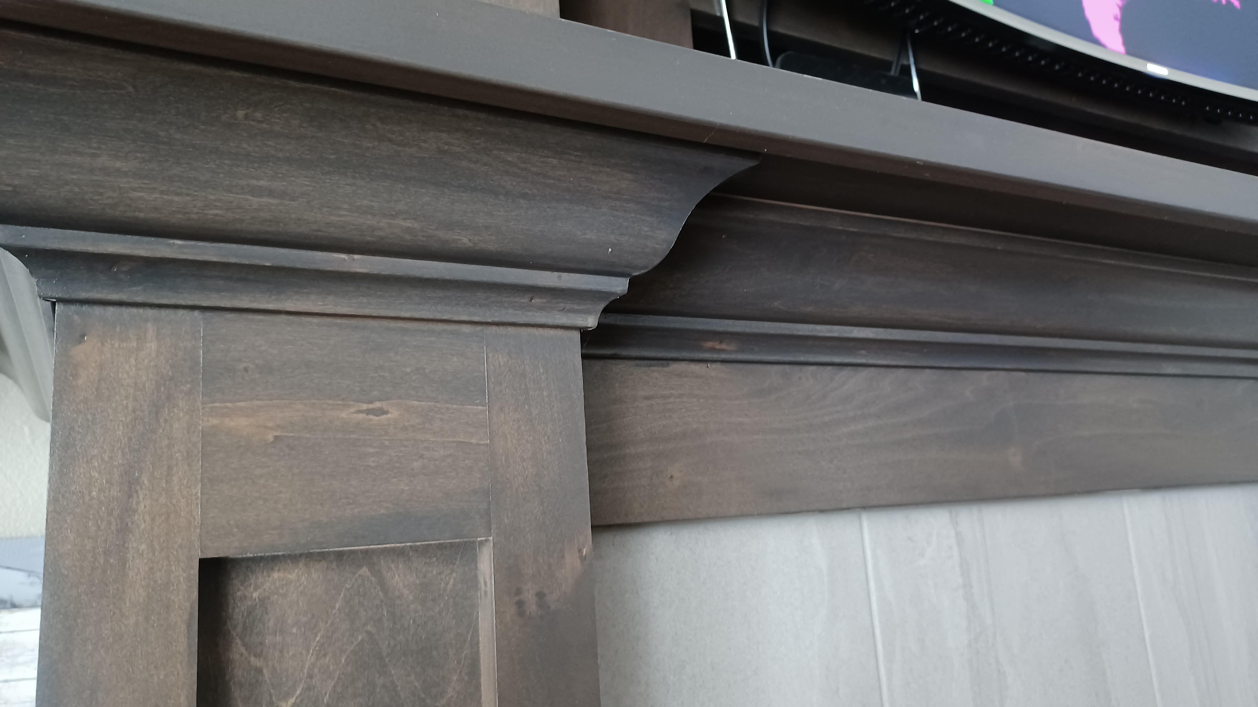 What would species do you think this is thay thr trim carpenters used to build our mantle? I