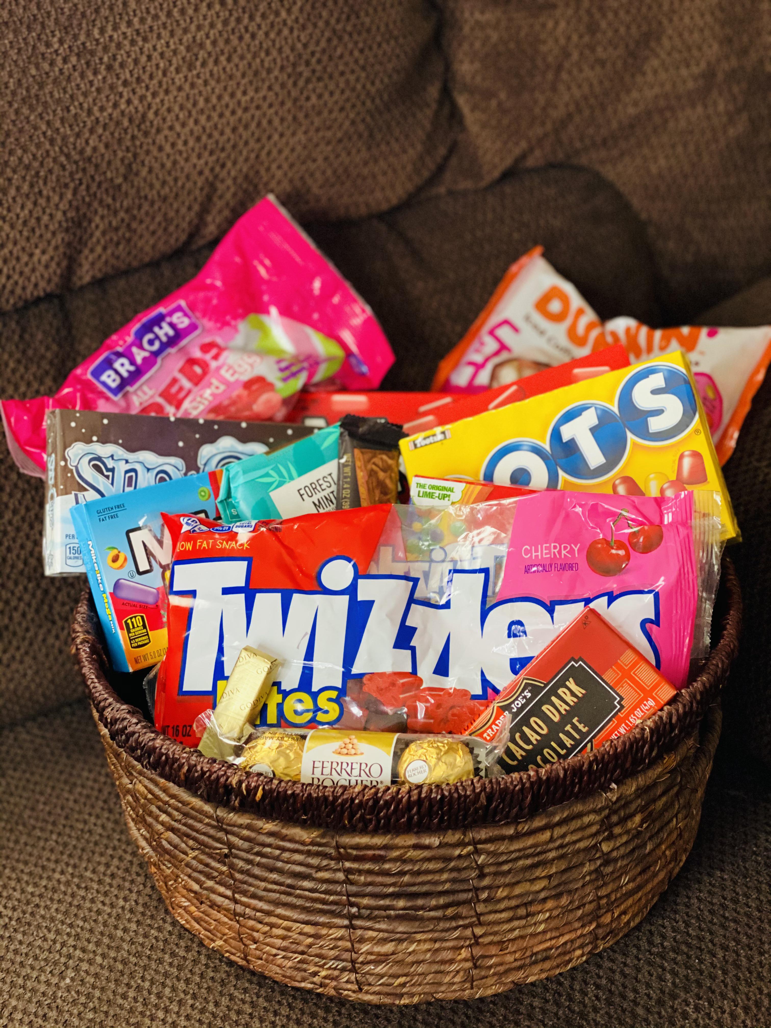 Movie time candy basket at home! What’s you favorite movie candy/snack?? candy