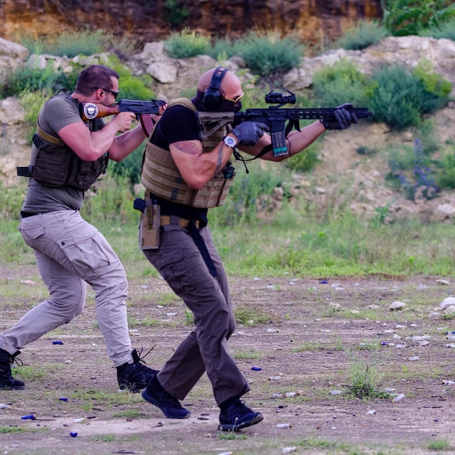 Andrew Tate IRL Cosplaying as Crawford Specialist r/battlefield2042