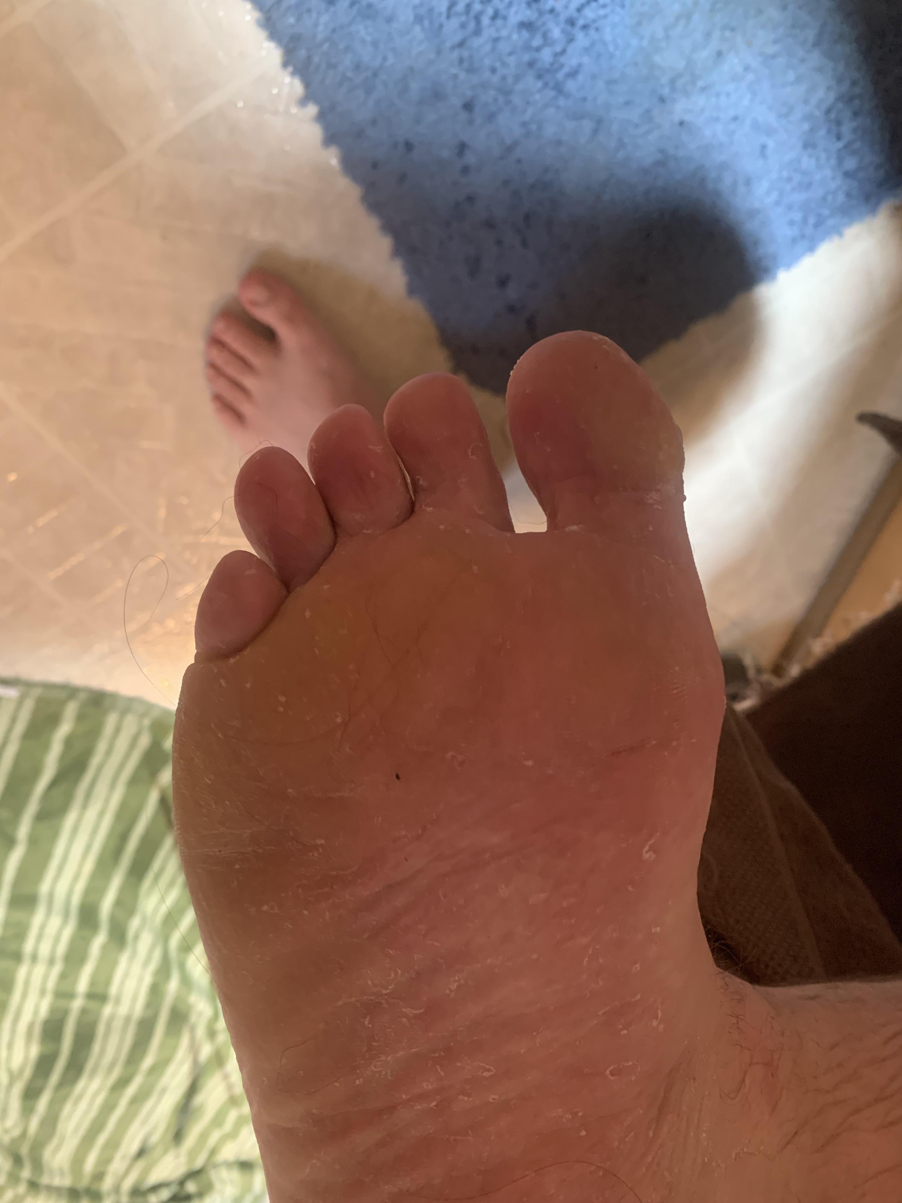 Gonna jump in the shower after a hard days work and clean my sweaty man