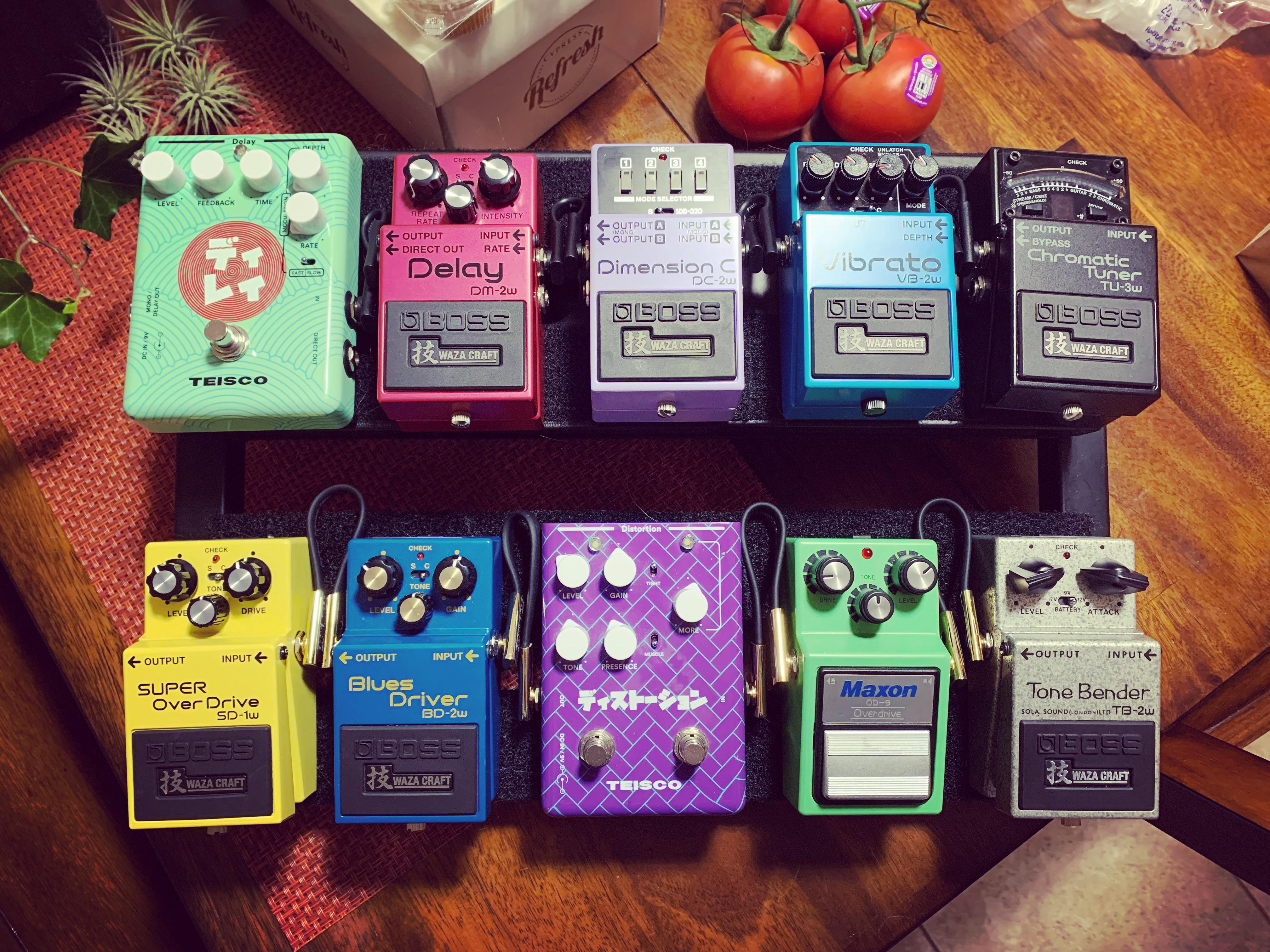 Quick Build of my favorite Japanese pedals. Teisco Distortion is my 1