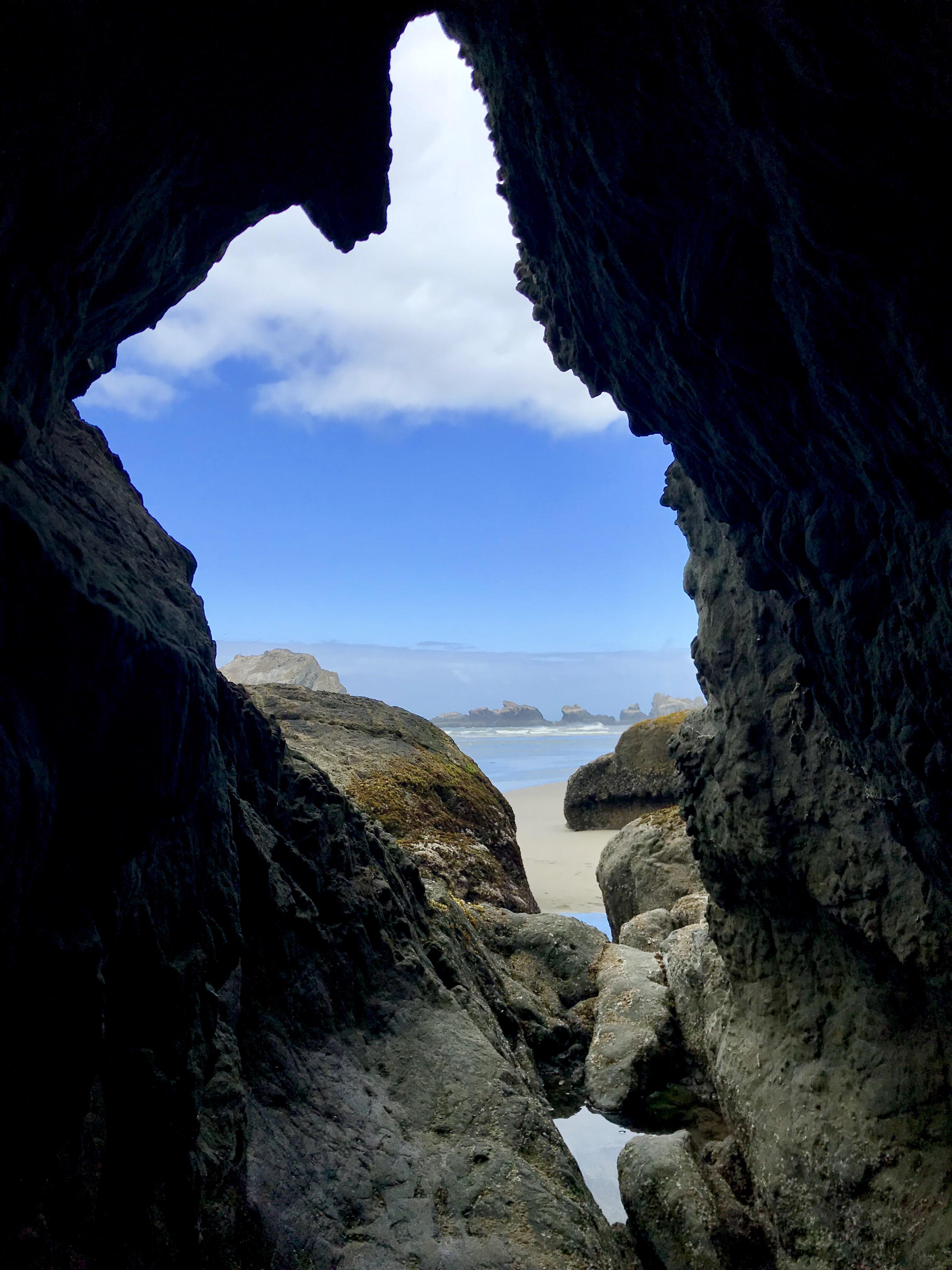 Bandon, Oregon [OR] [750x1334] r/EarthPorn