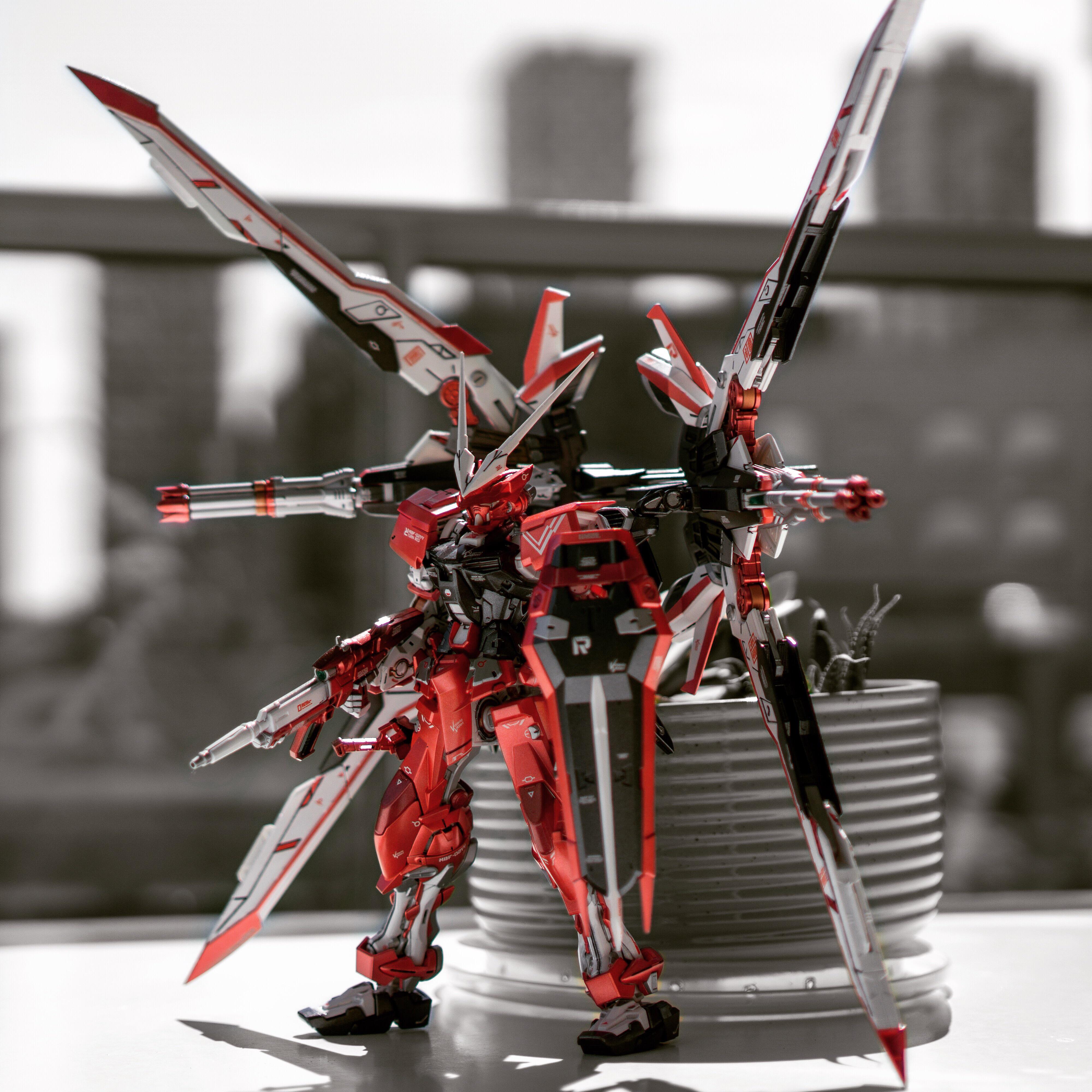 First fully painted build Metallic Astray Turn Red r/Gunpla