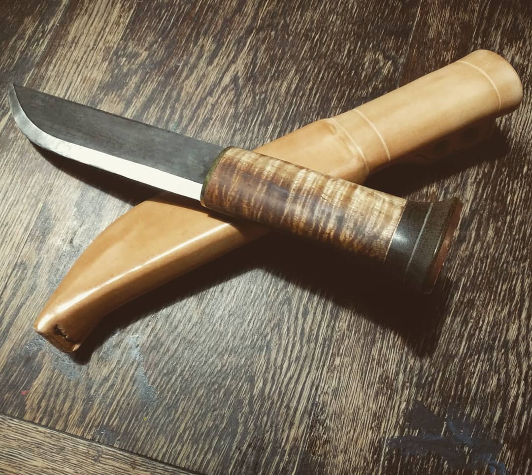 Knife out. As requested. r/Leathercraft
