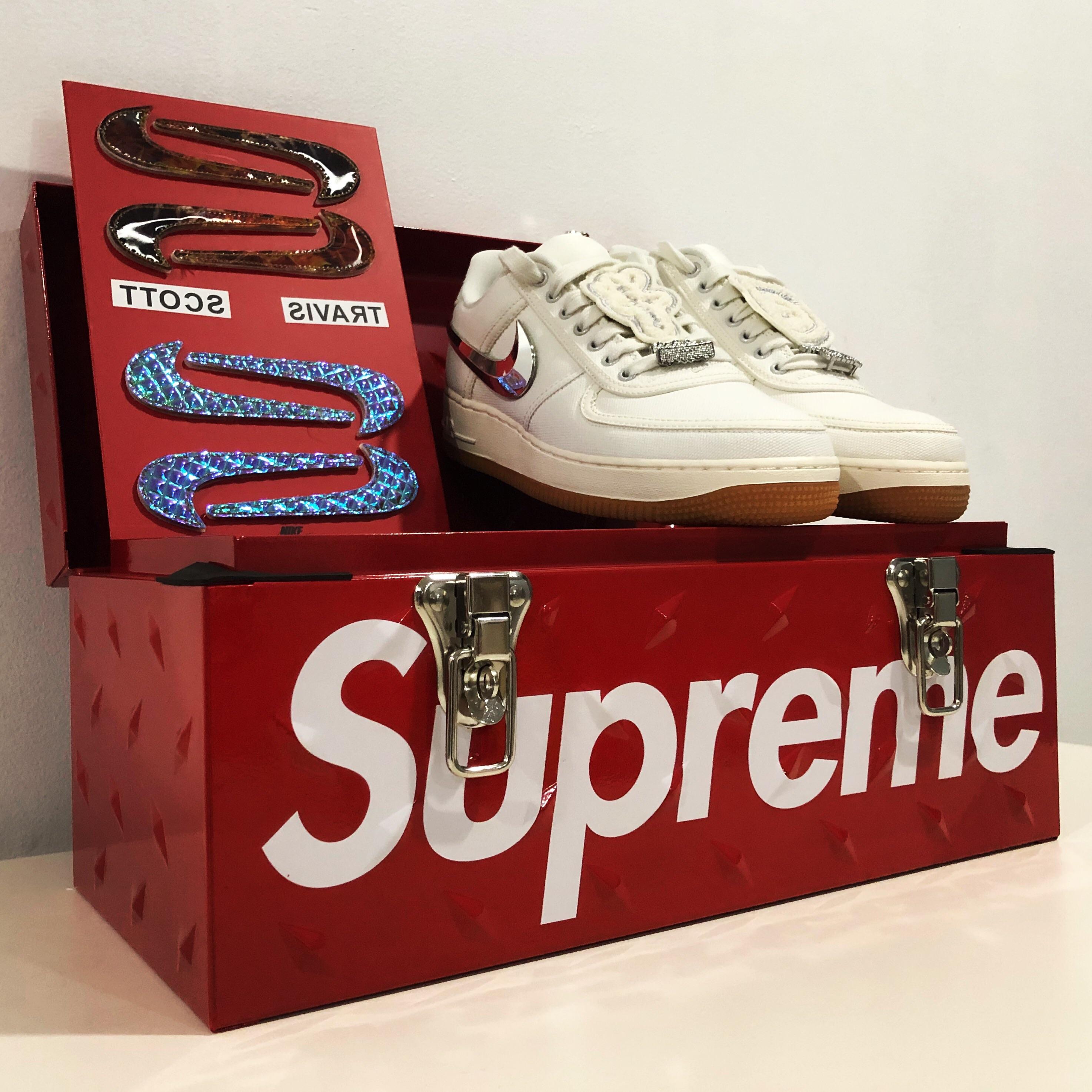 Any love for Supreme on here? r/Sneakers