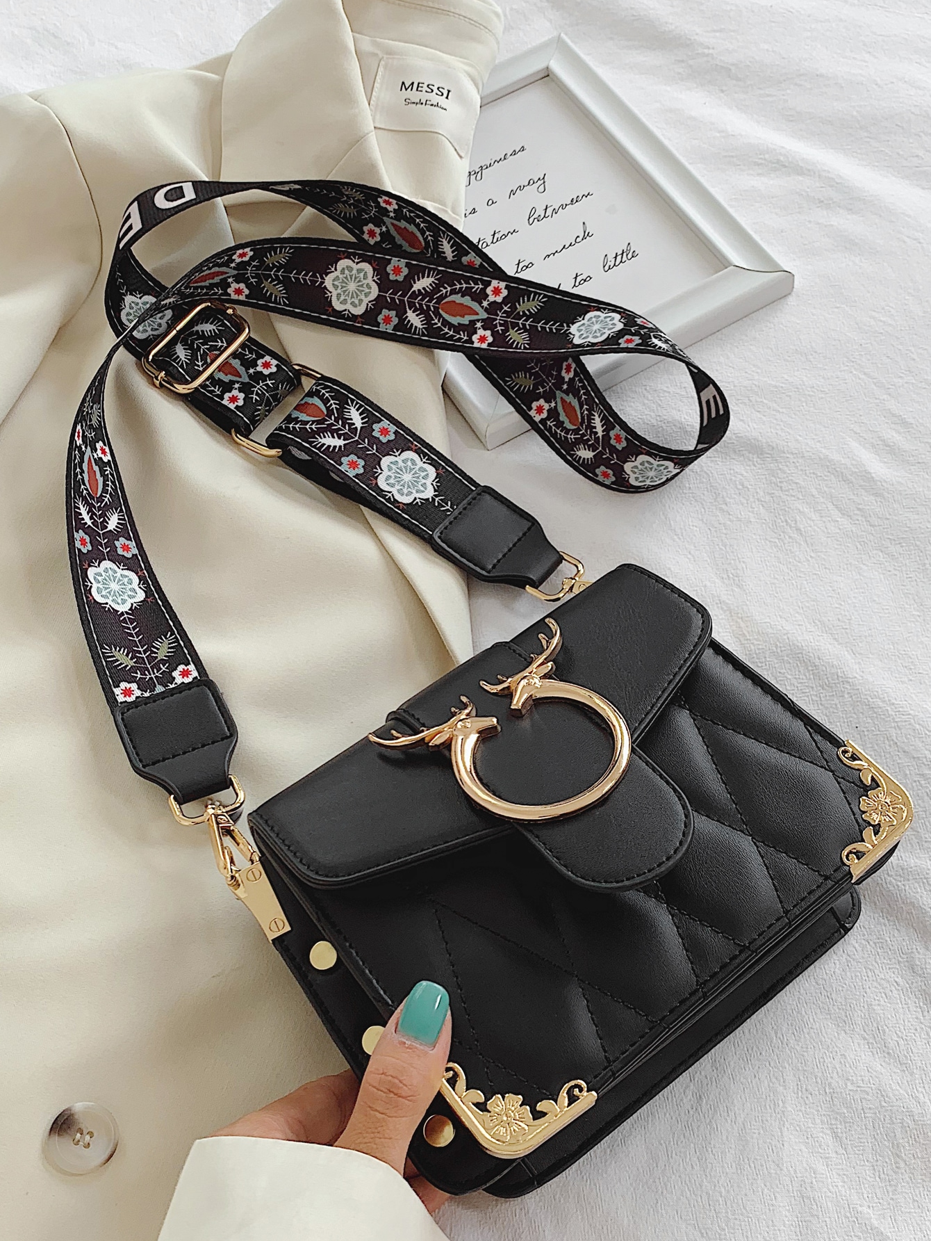 So I found this very beautiful crossbody on Shein. I love it but I know