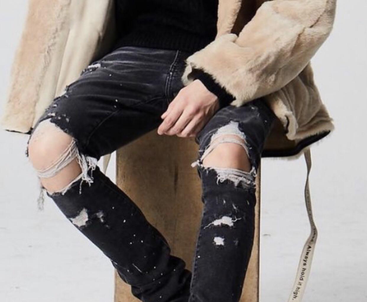Looking for some distressed paint splatter jeans like this ) r