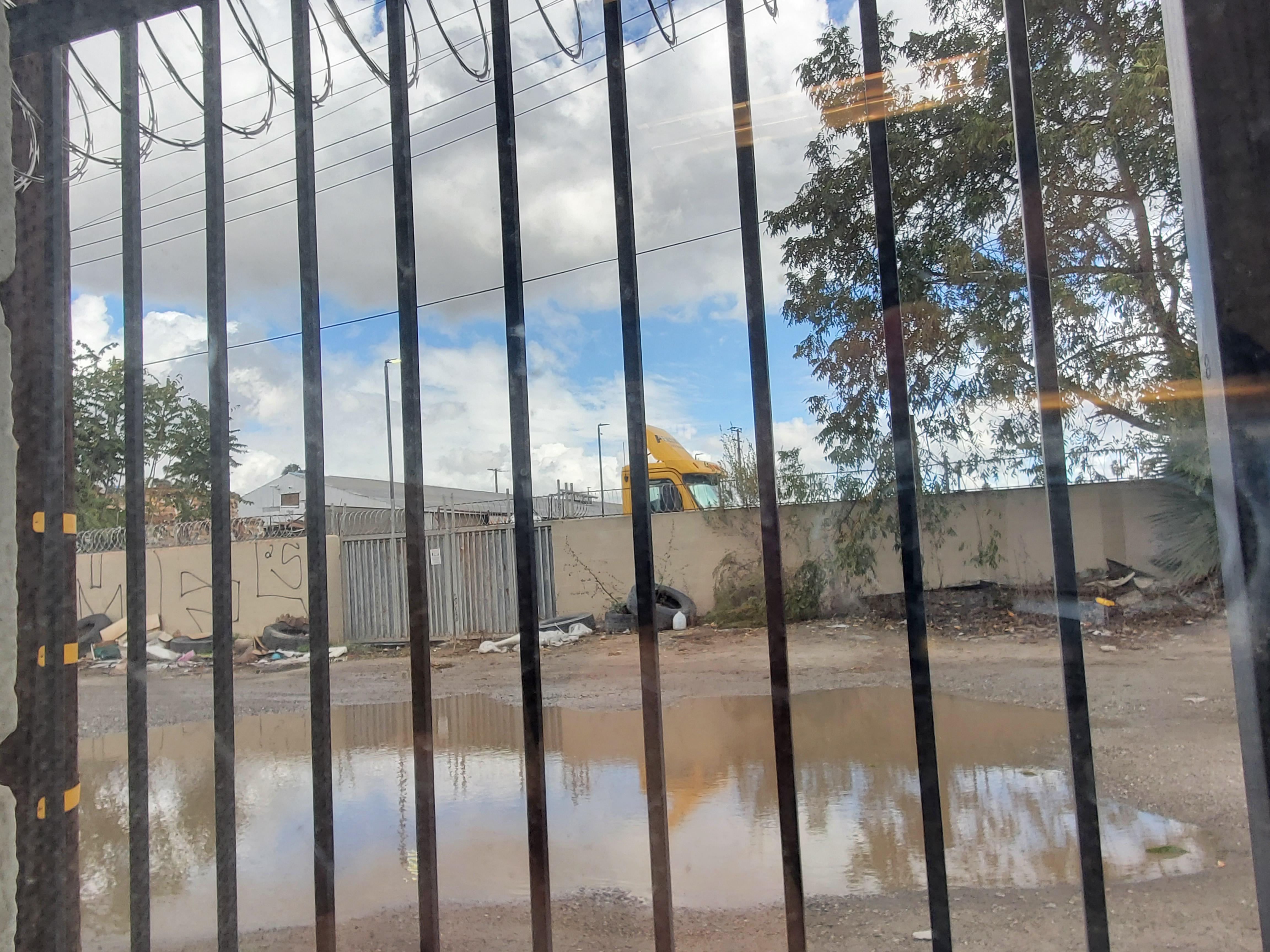 The view from my office window, Compton CA r/UrbanHell