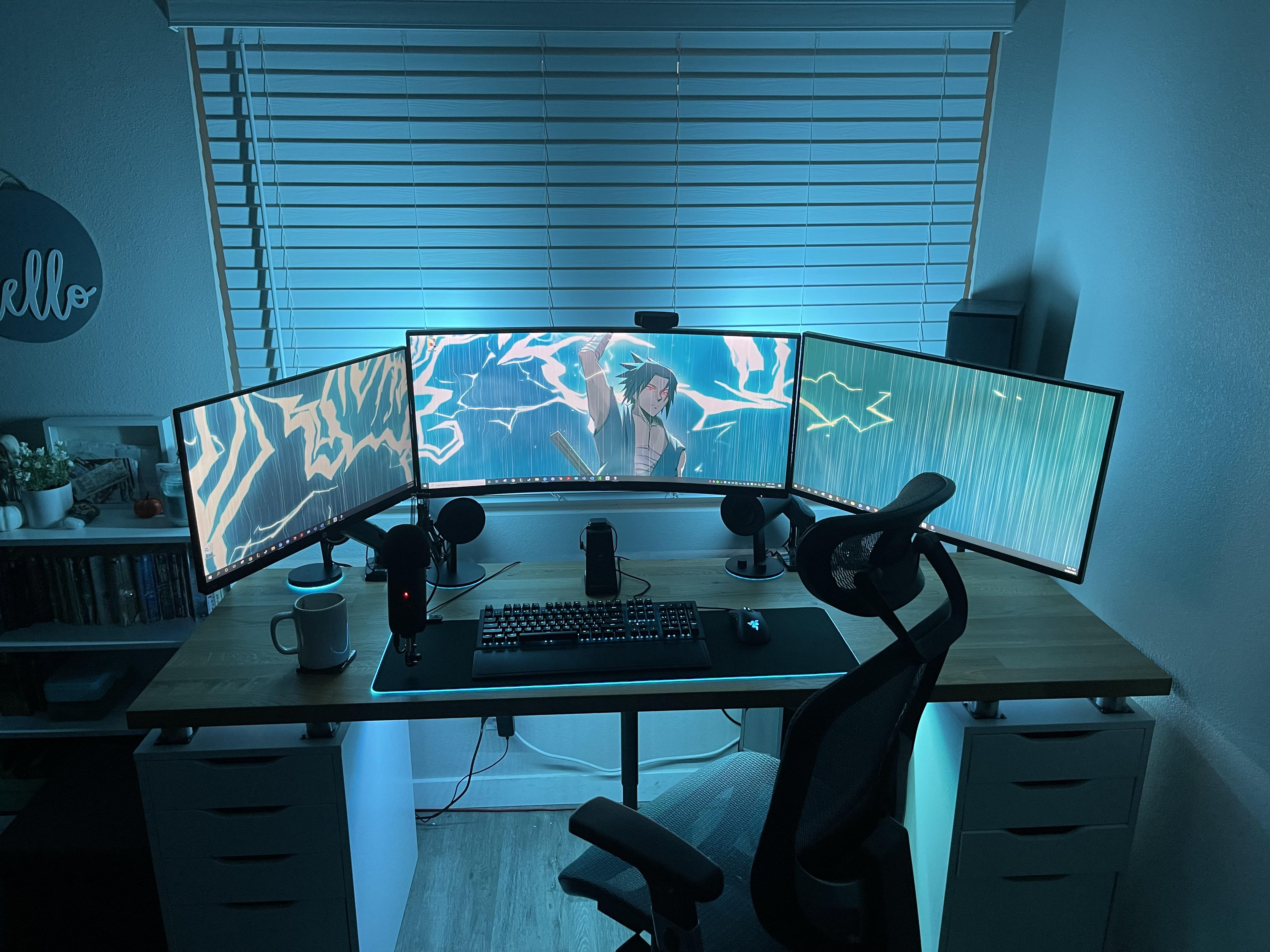 Got my first 34 inch ultrawide in the middle there and I love it! : r