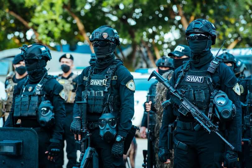 Members from Philippine National Police SWAT TEAM [810x540] r