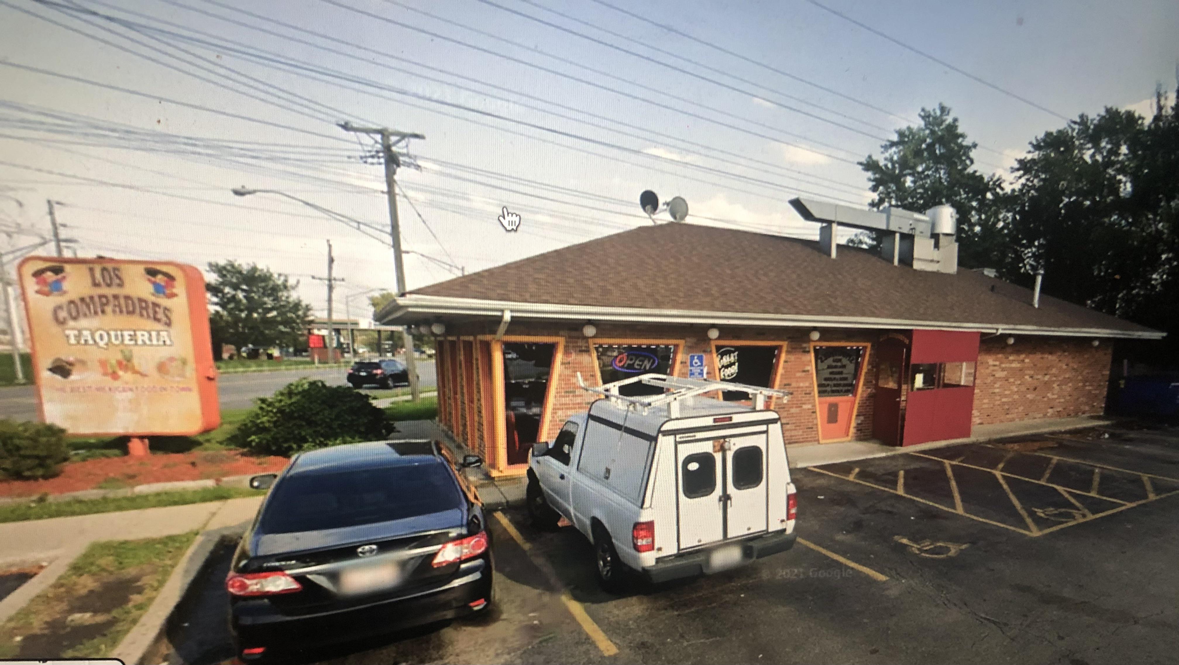 Former Pizza Hut in Mount Prospect, IL, now a Los Compadres Taqueria