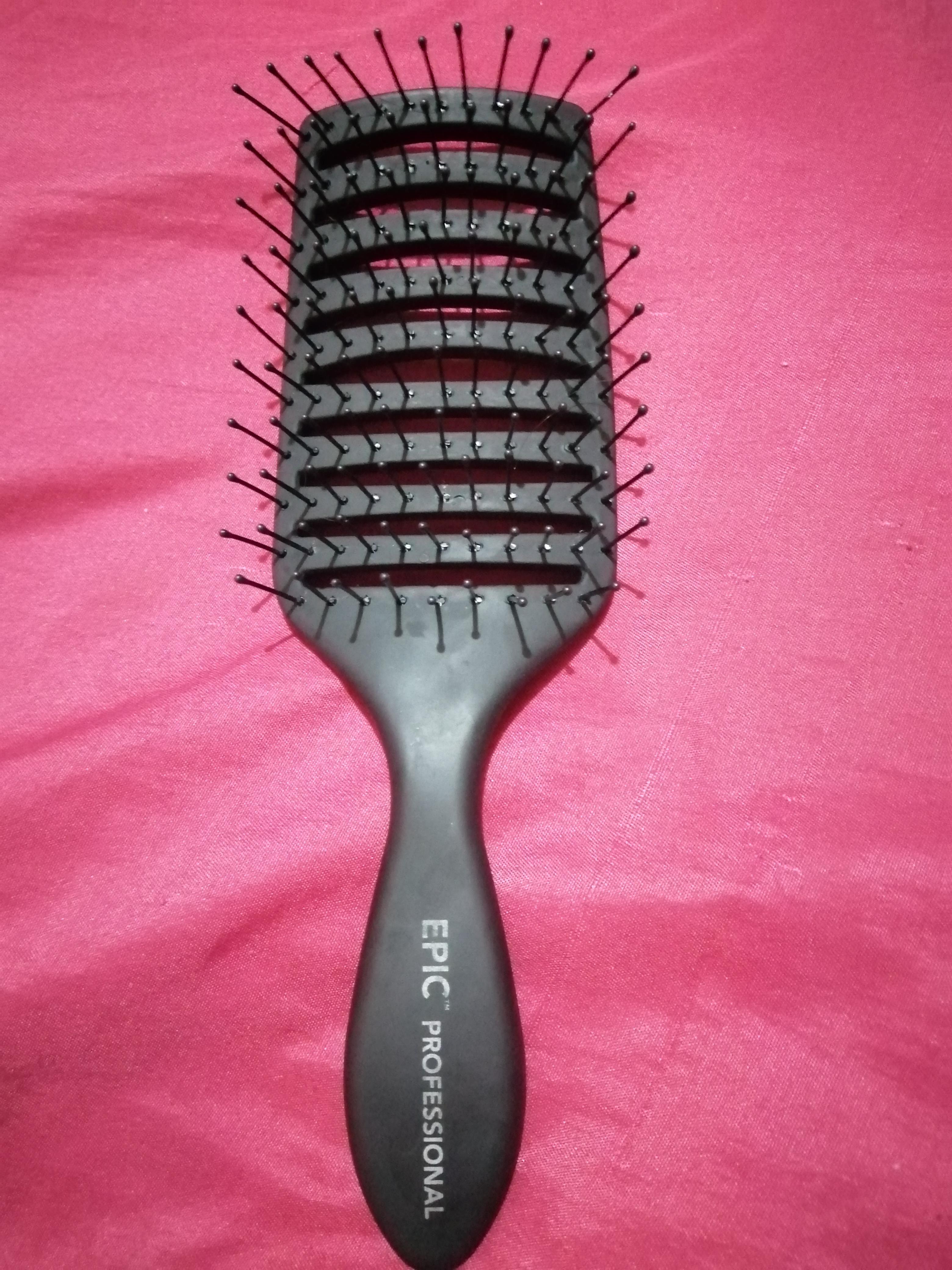 The most EPIC detangling brush ever!! r/curlyhair