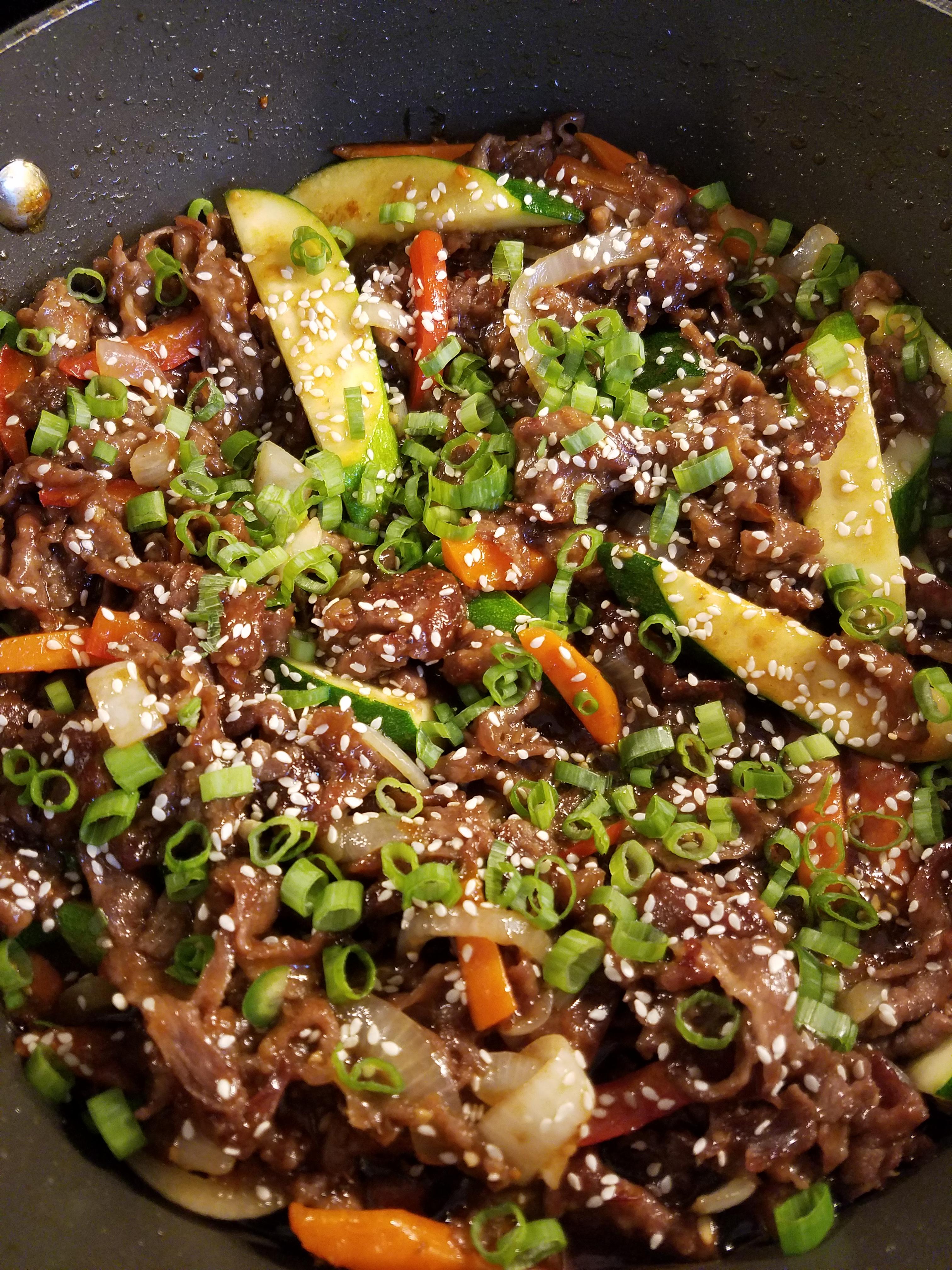 [Homemade] Korean beef with carrots, onion, and zucchini r/food