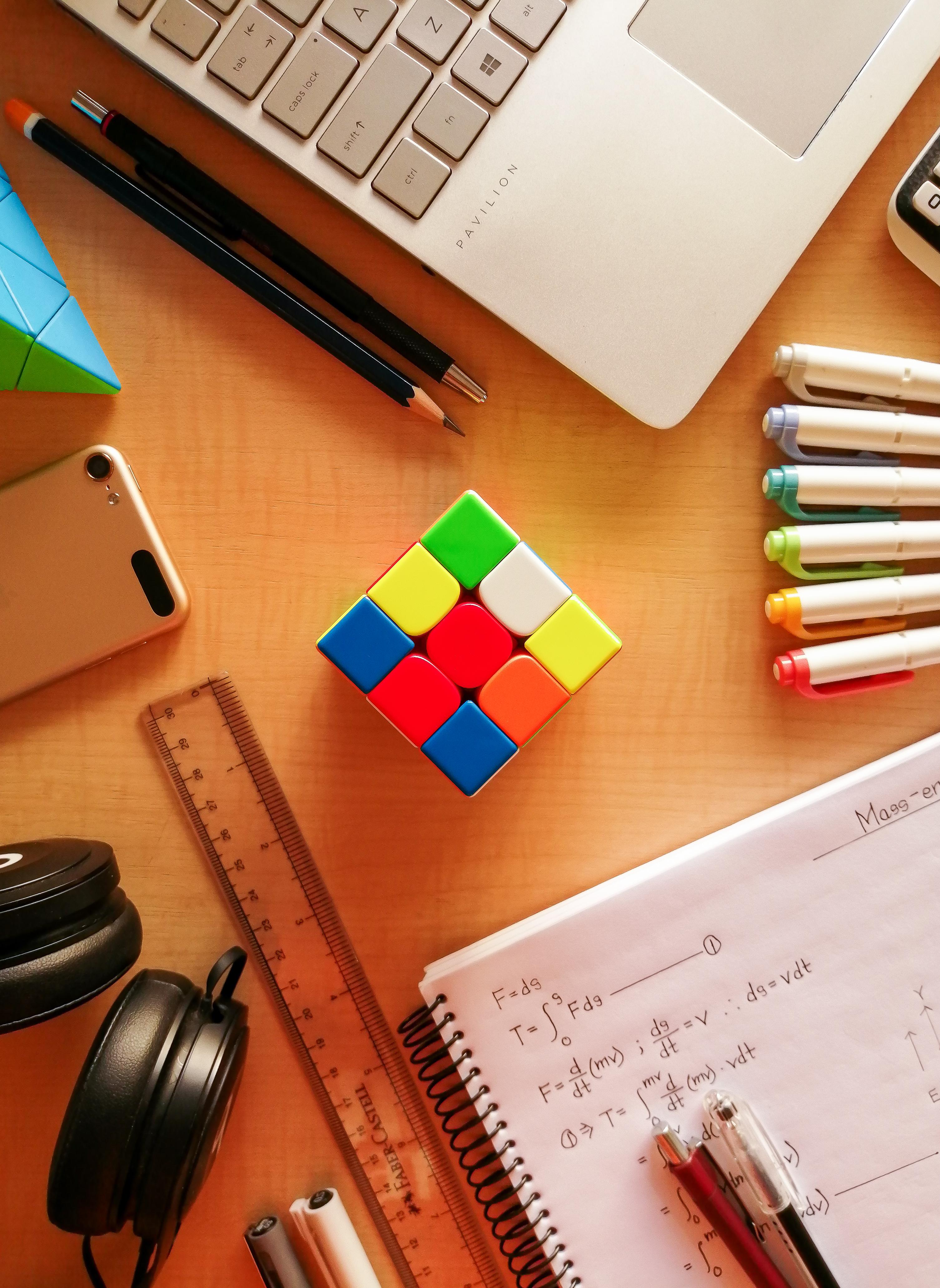 The Everyday Essential r/Cubers