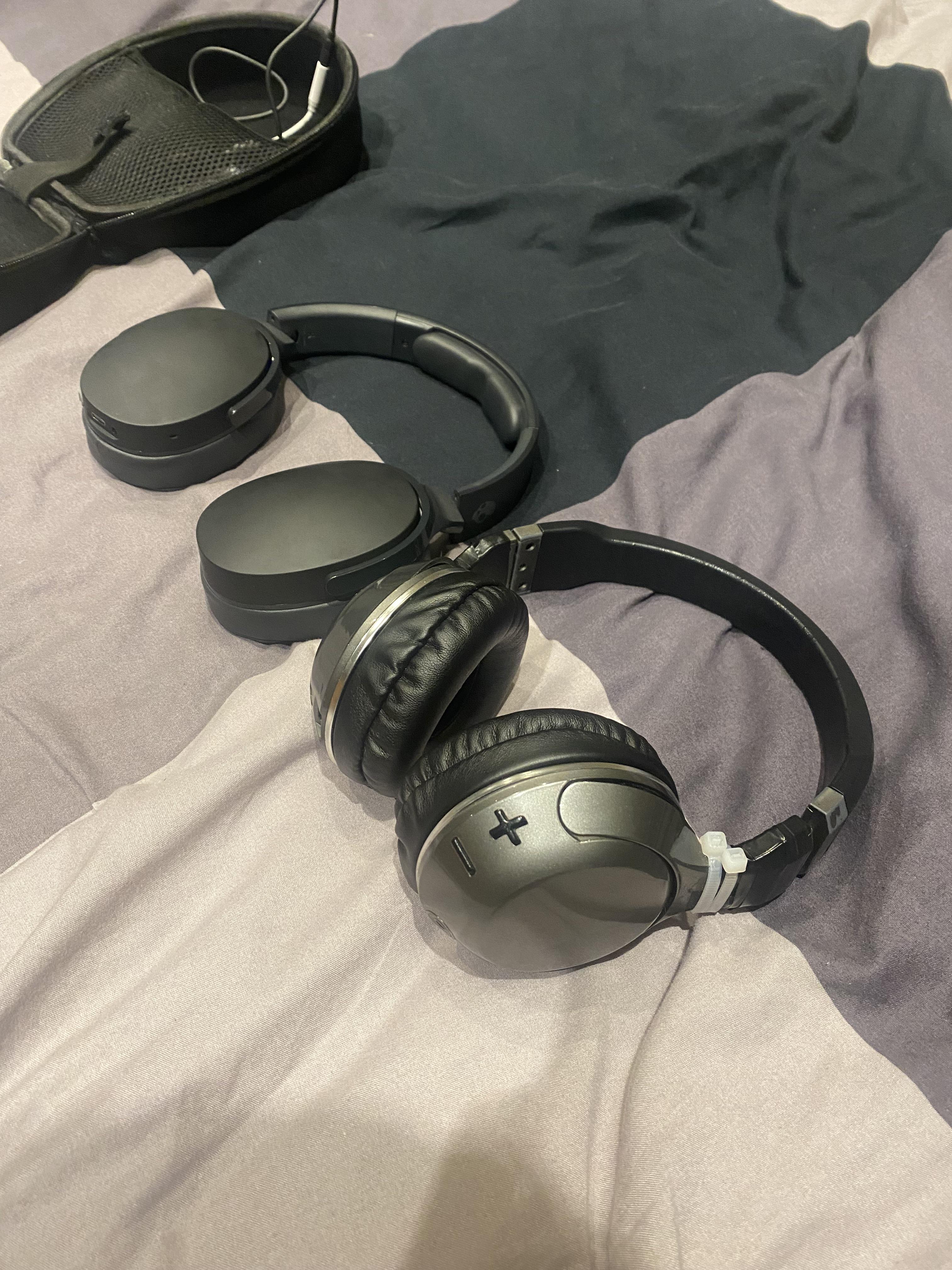 How are my destroyed 7yr old hesh 2 wireless still working fine on