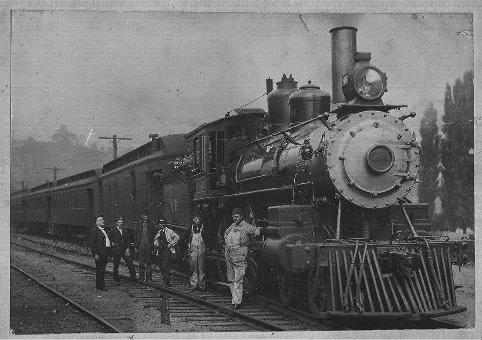 P&LE 48. Early 1900s r/trains