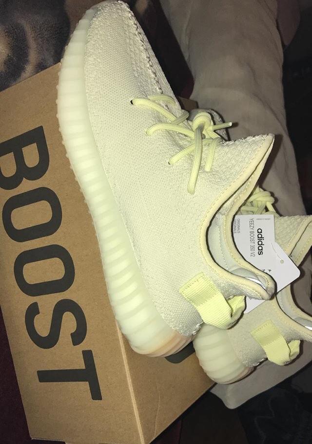 [LC] THESE YEEZYS FOR SALE r/sneakerreps
