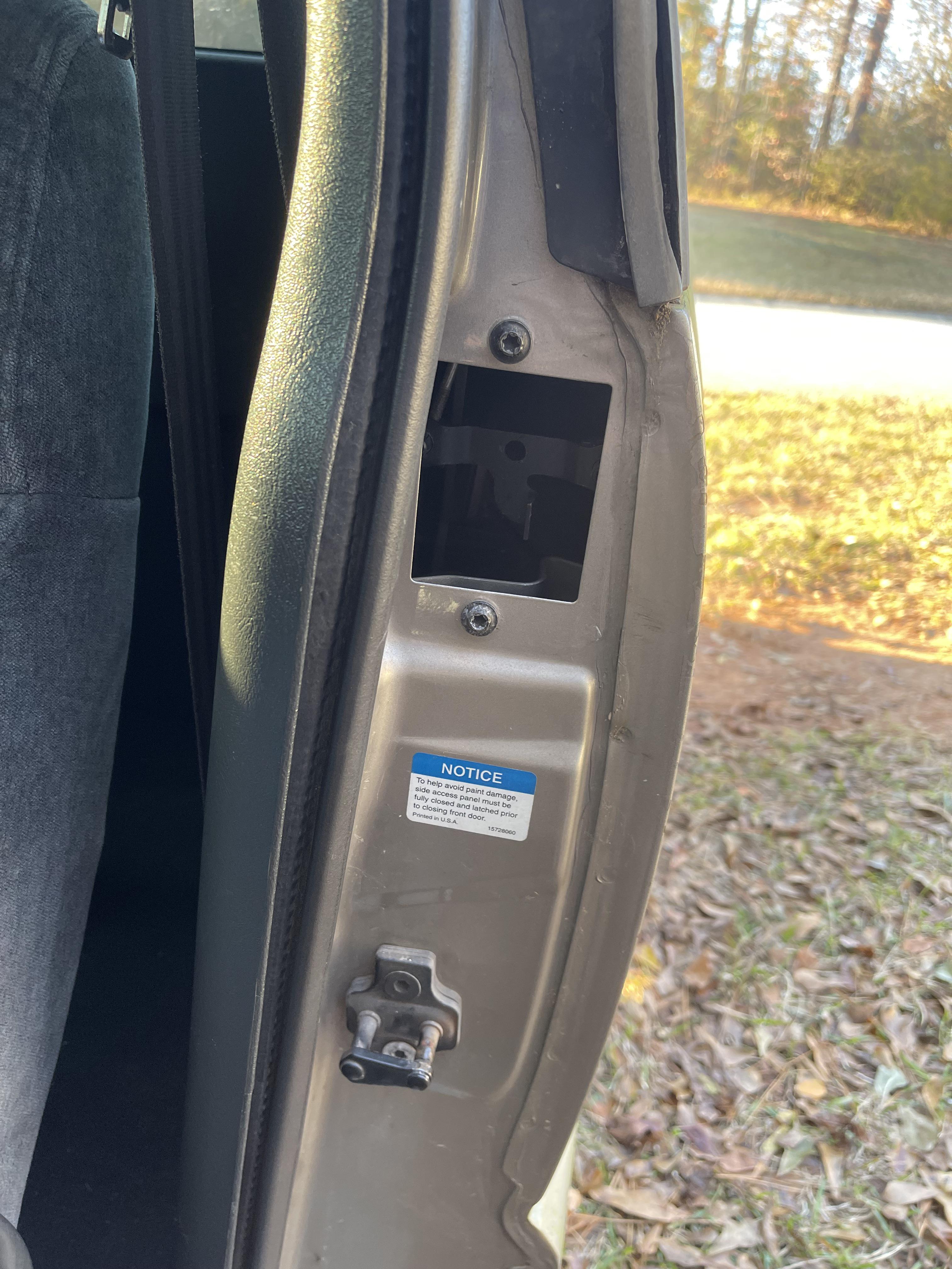 I have a 2001 Chevrolet s10 and I need to fix the 3rd door handle. The