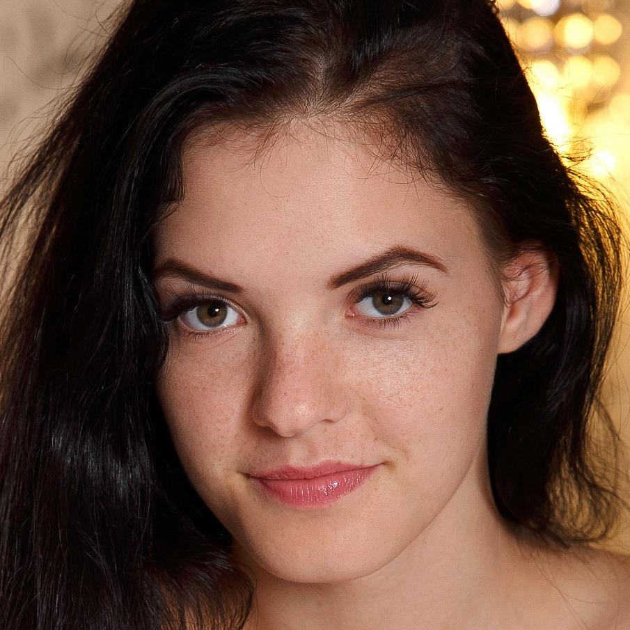 real_18_19_porn_girls