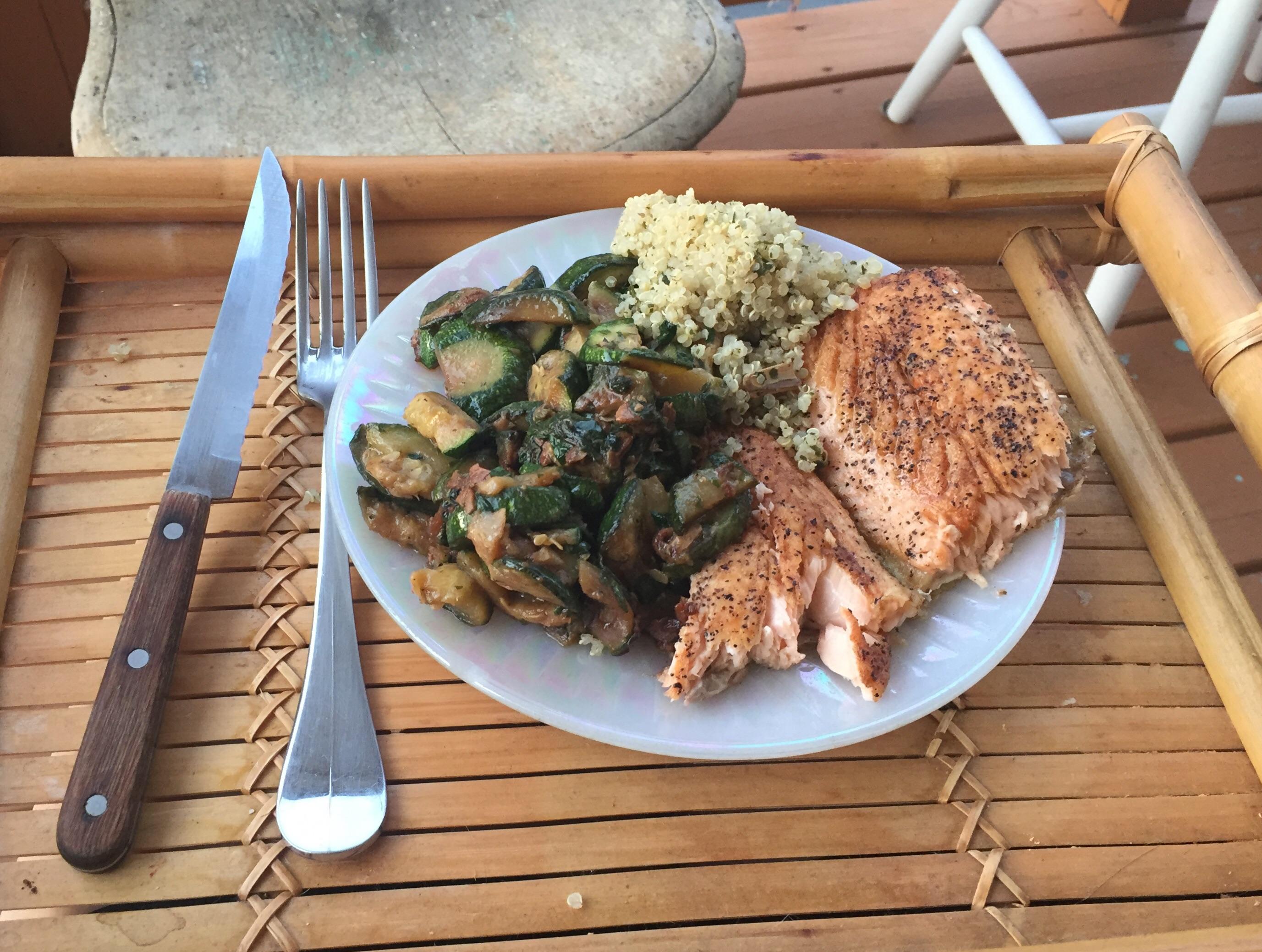 Little plates help me realize I don’t need to myself if I eat