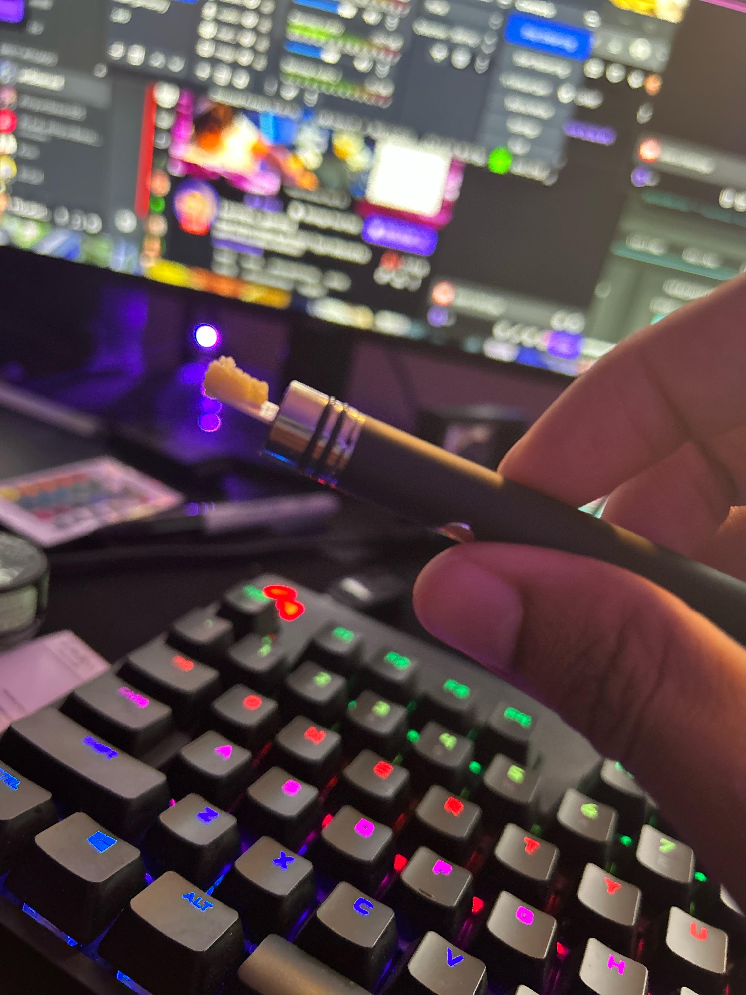 Just got my first hot knife in from skunk labs and it’s lowkey mid ☹️