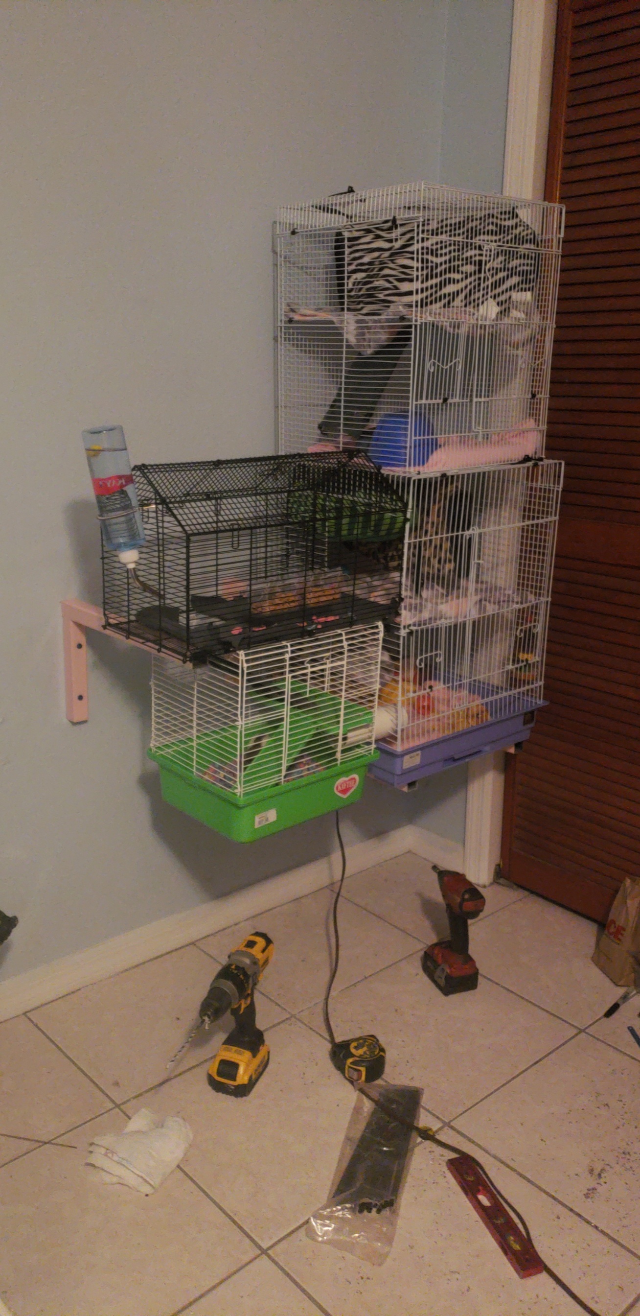 My rat cage got too big for the table, so I broke out the welder and