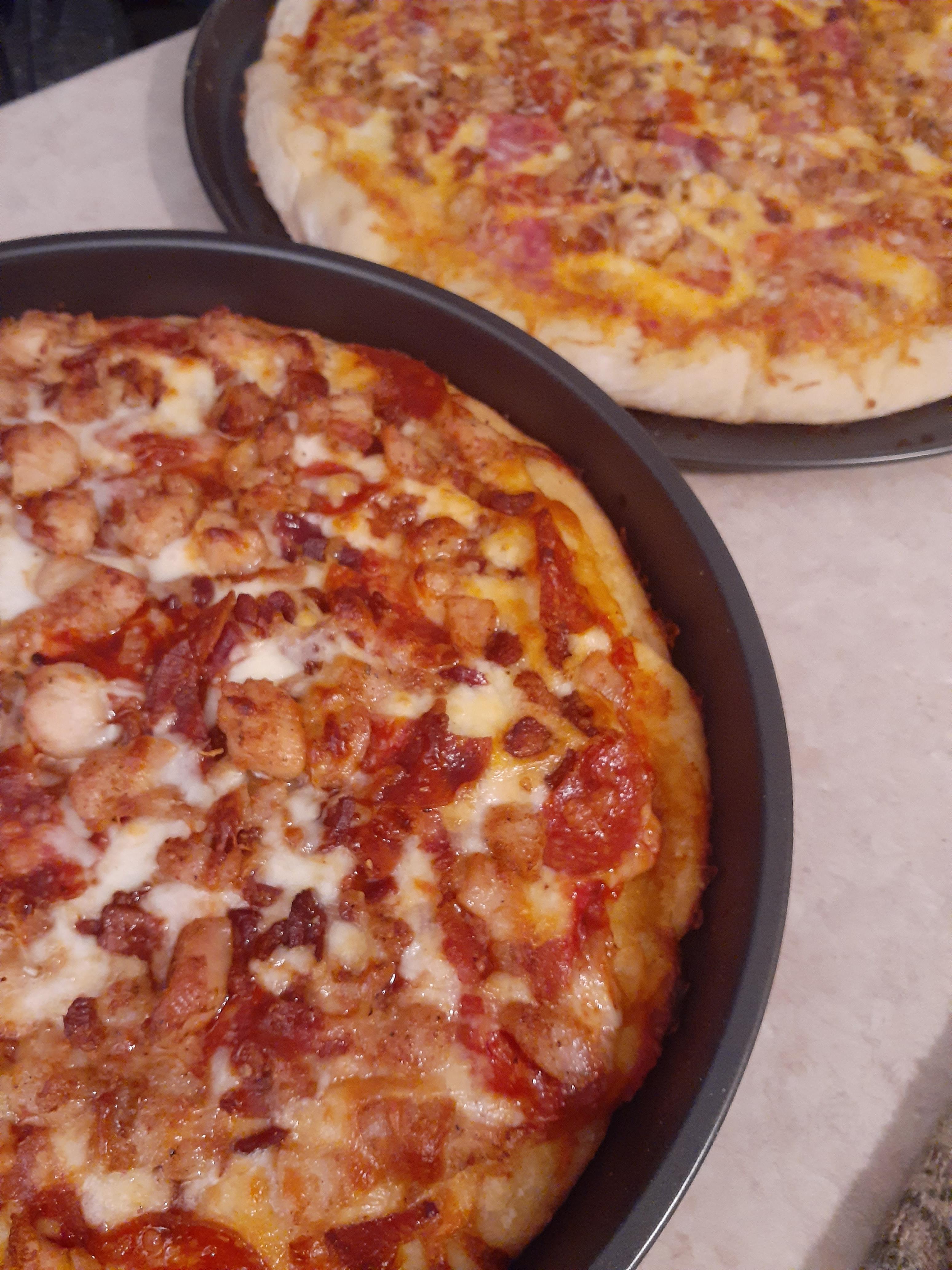 Bacon Chicken DEEP dish and thin crust pizza r/aldi