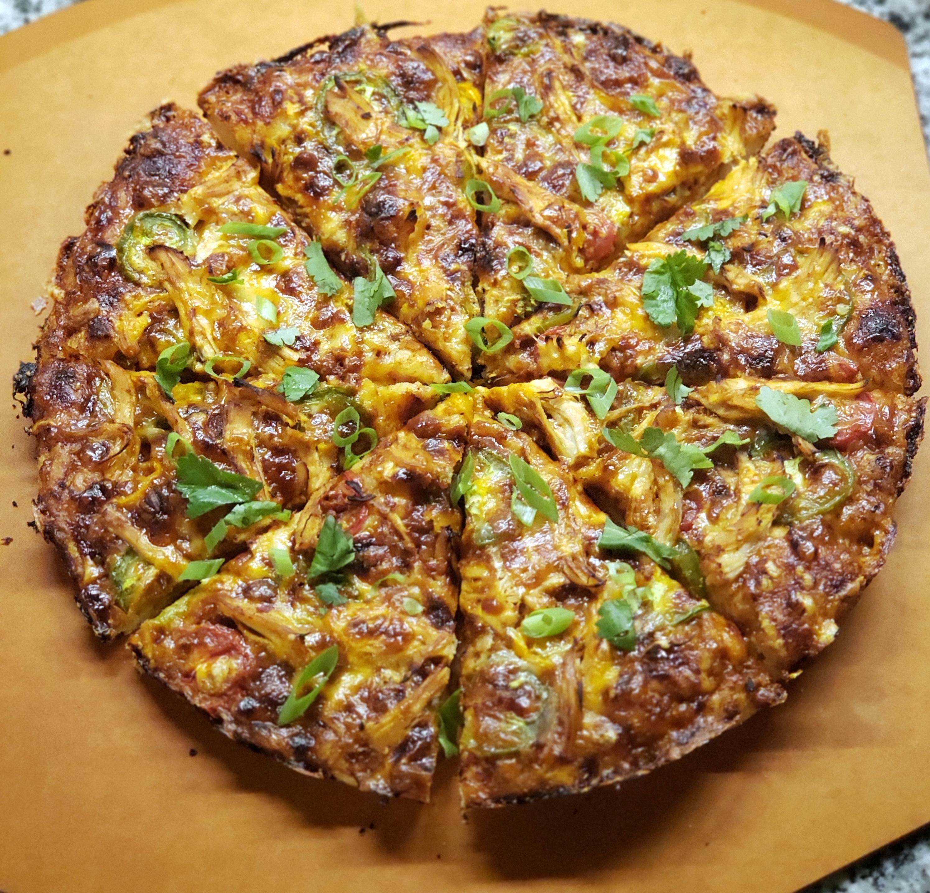 Cast Iron BBQ Chicken Pizza r/tonightsdinner