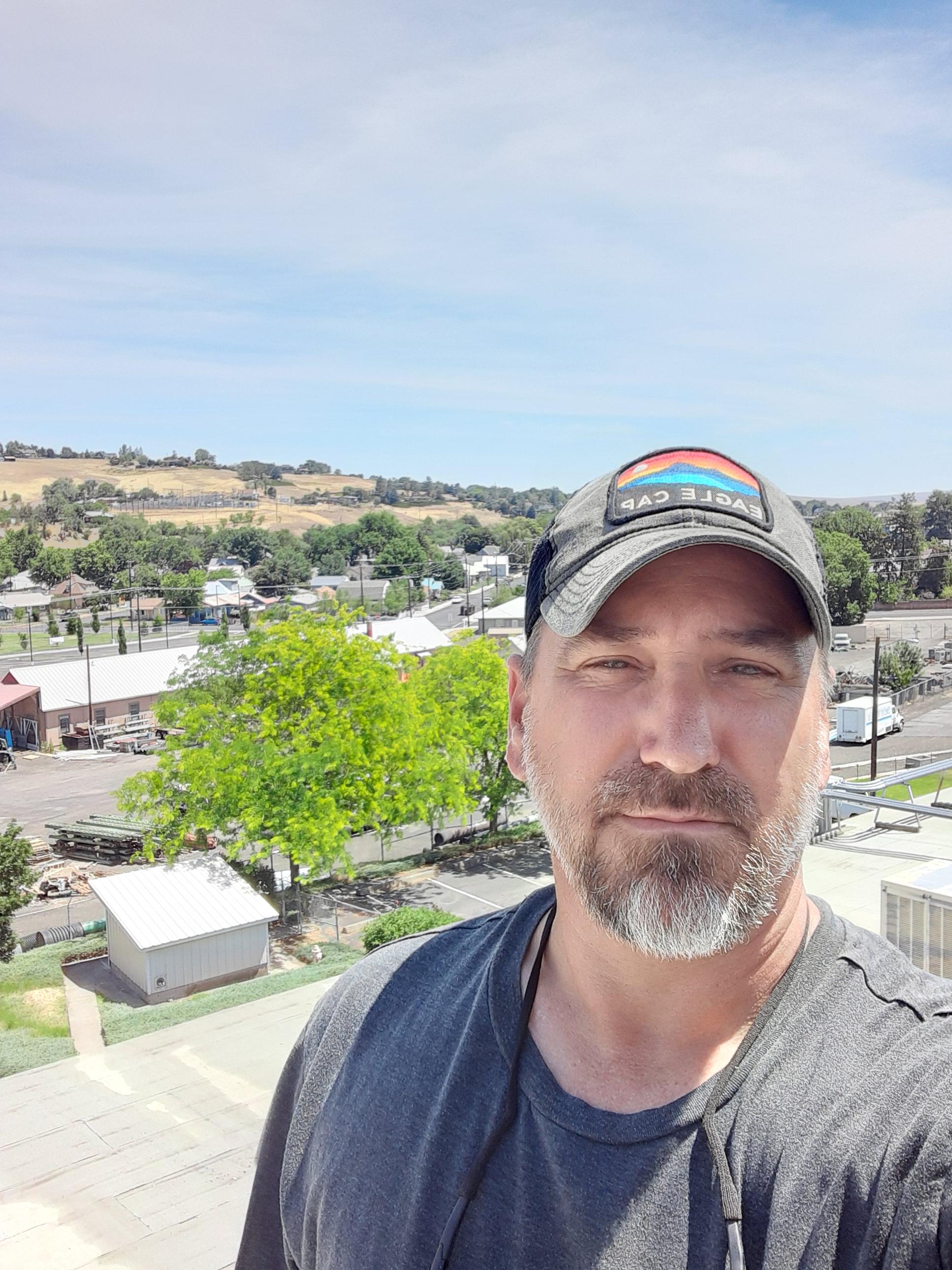 Just chillin on the roof of Pendleton woolen mills here in pendleton