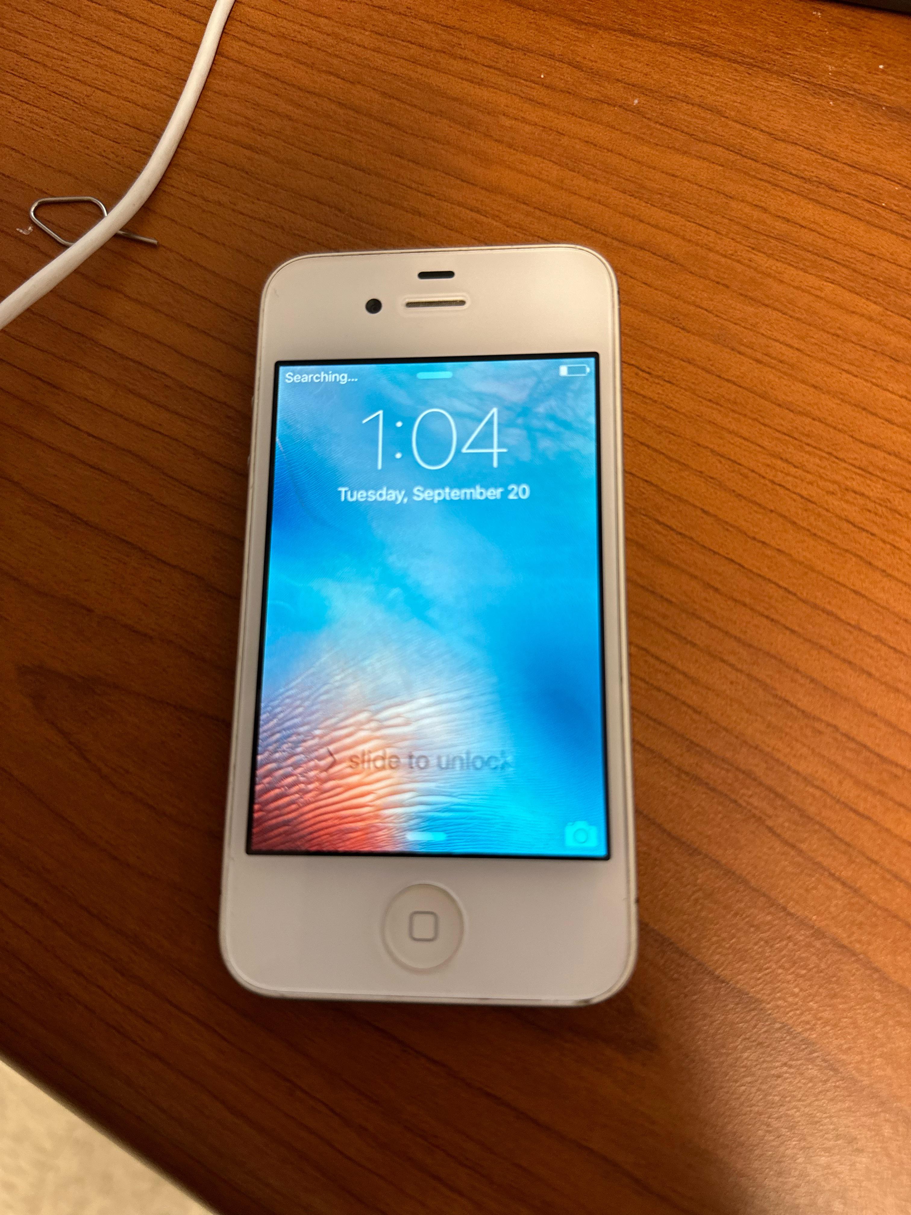 iPhone 4S locked to carrier r/Sprint