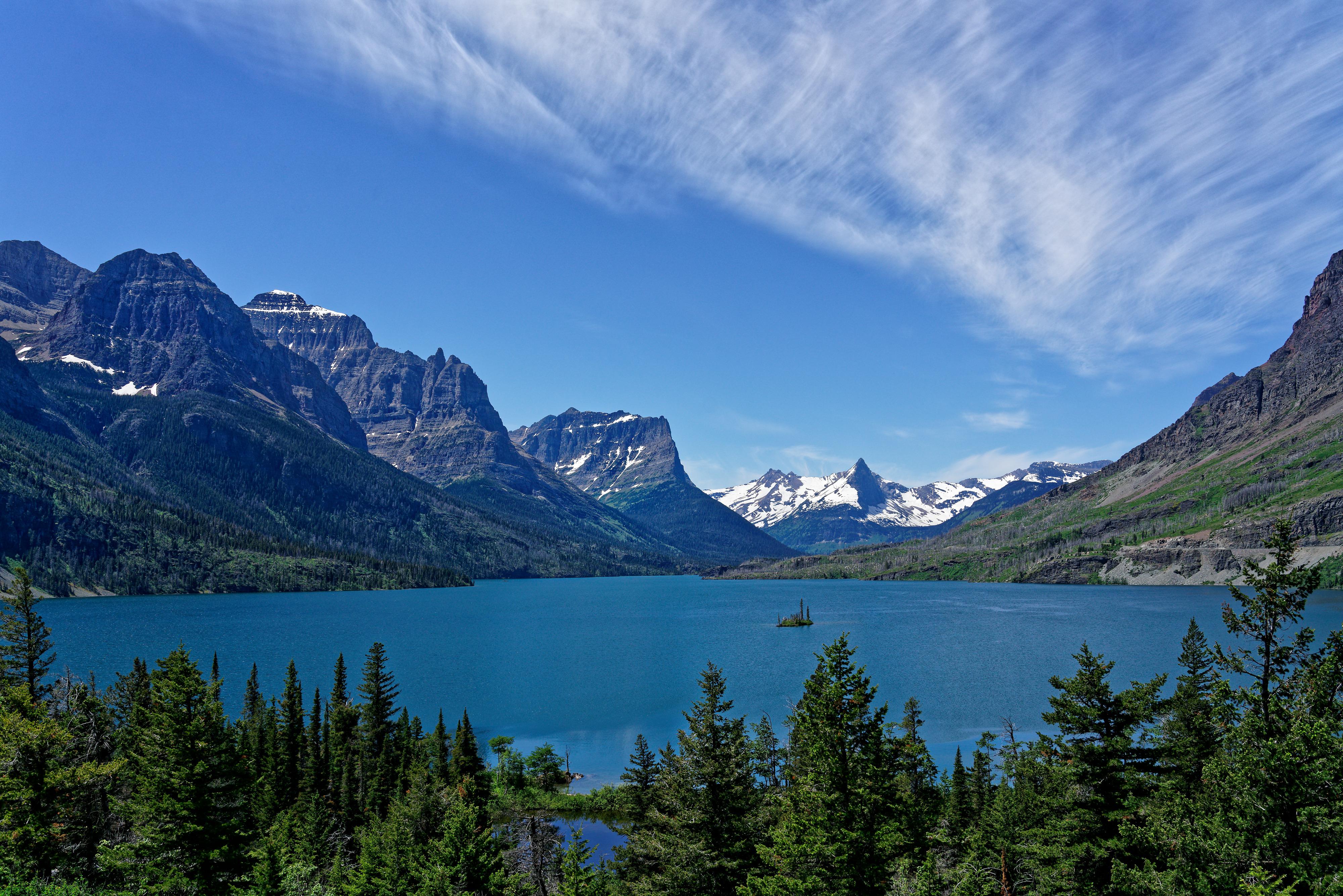 Saint Mary Lake, Glacier National Park [OC][4000x2668] r/EarthPorn