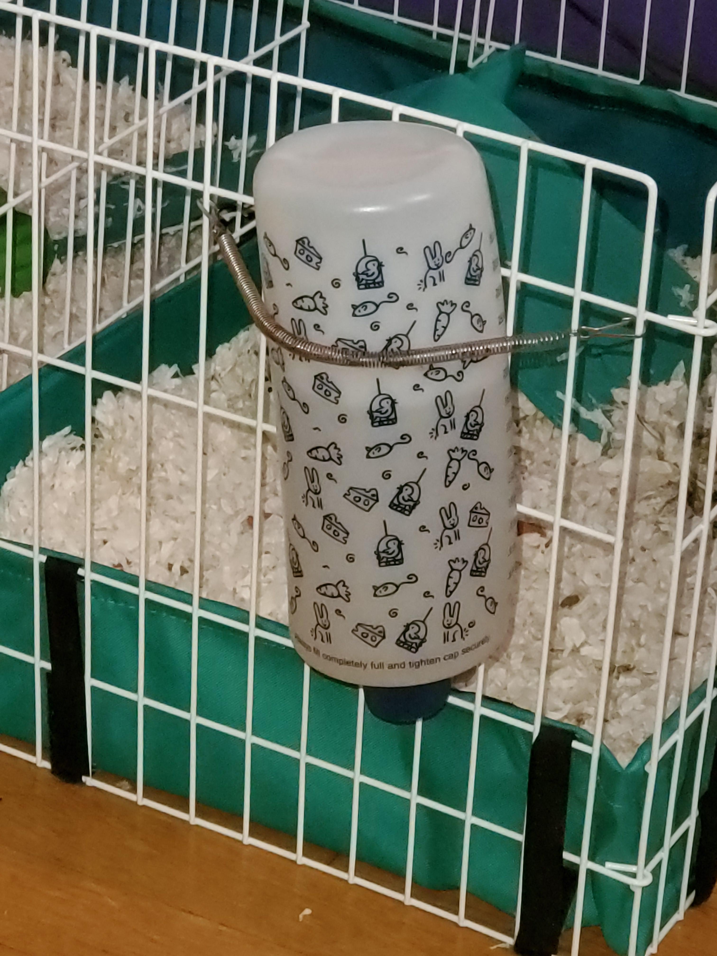 Help me find this water bottle! I need the same one because every other