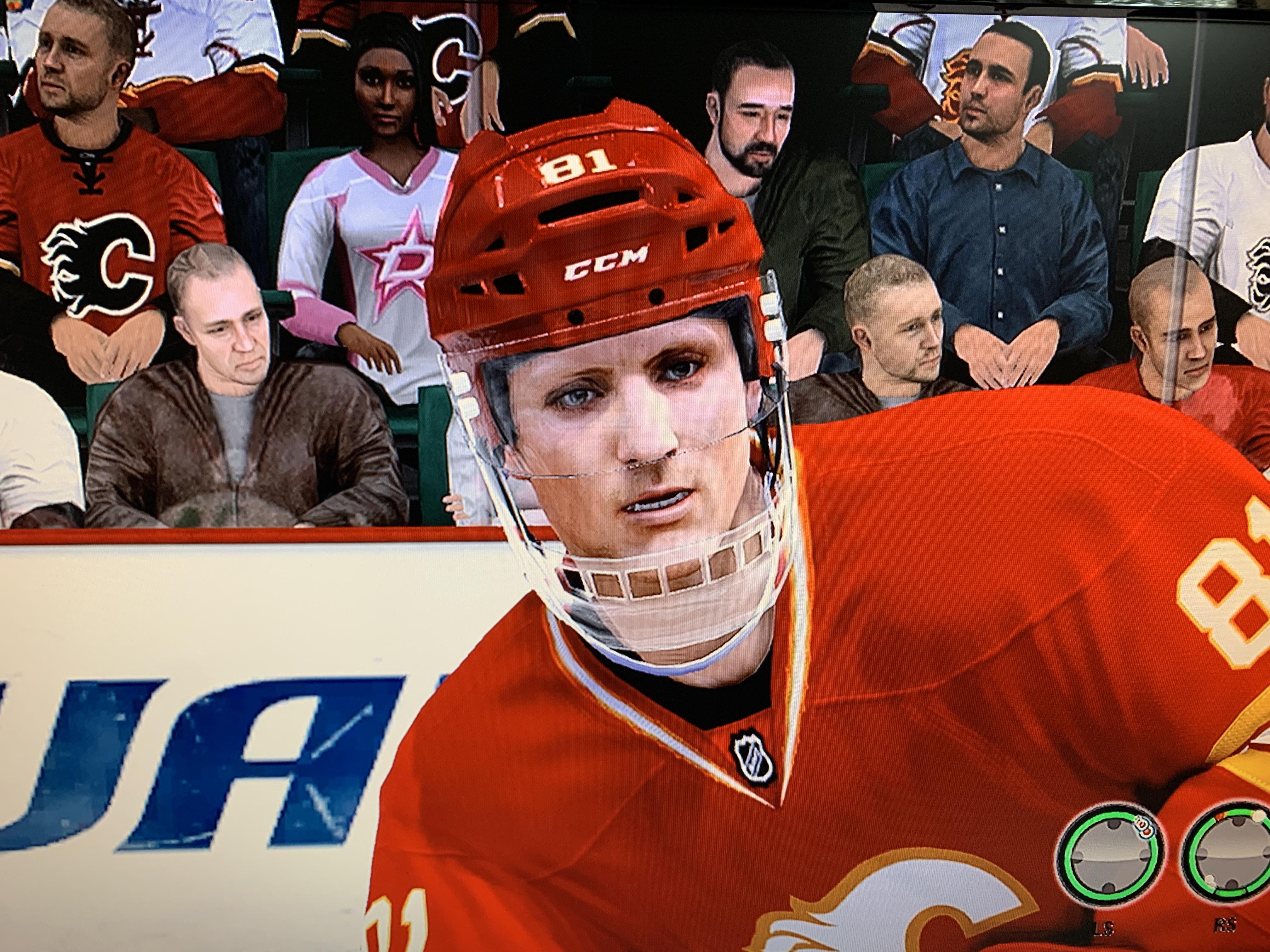 Anyone know if current gen does this? It’s from NHL Legacy on 360