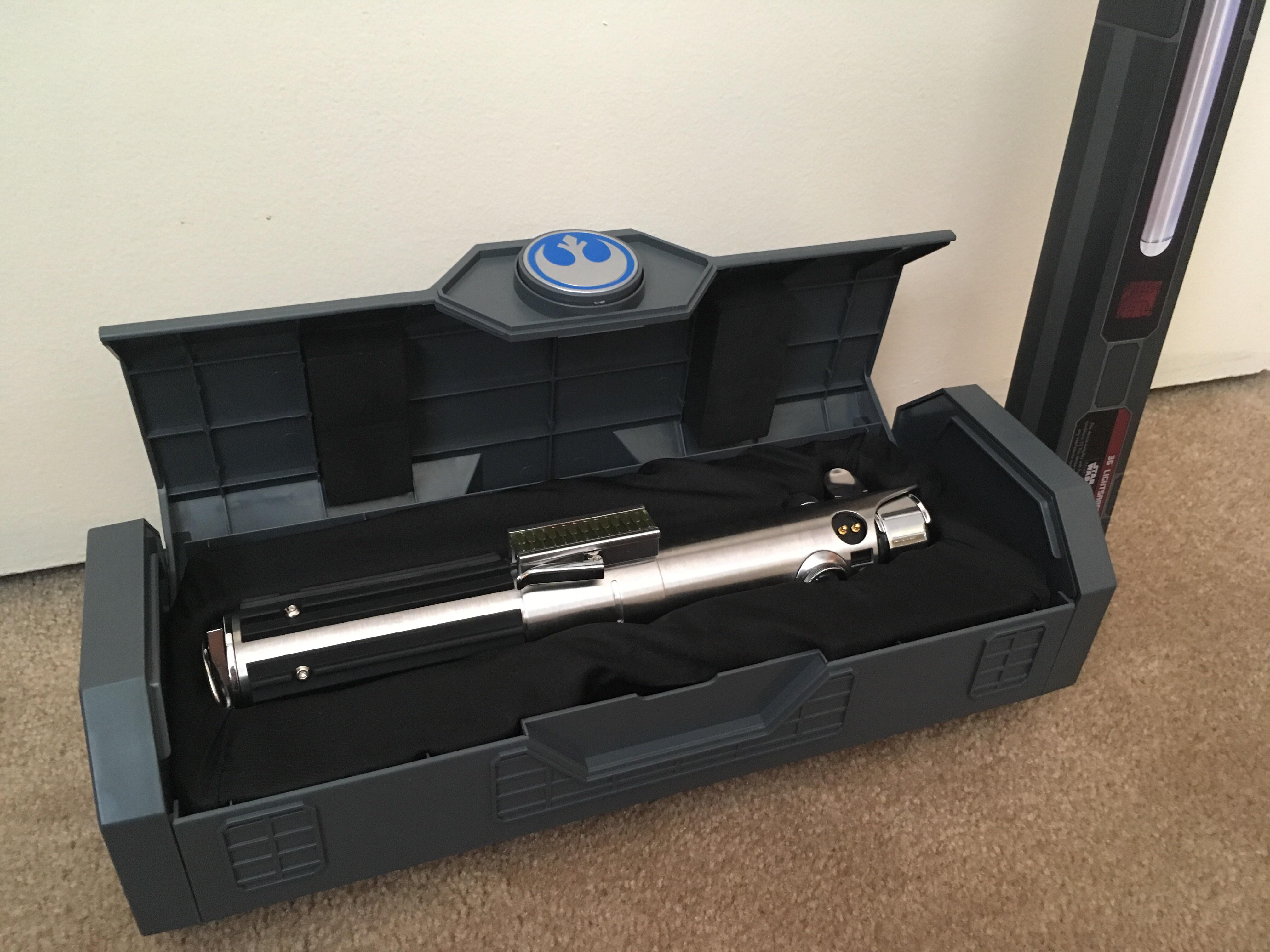 Finally got my hands on Rey’s legacy lightsaber. Definitely worth the