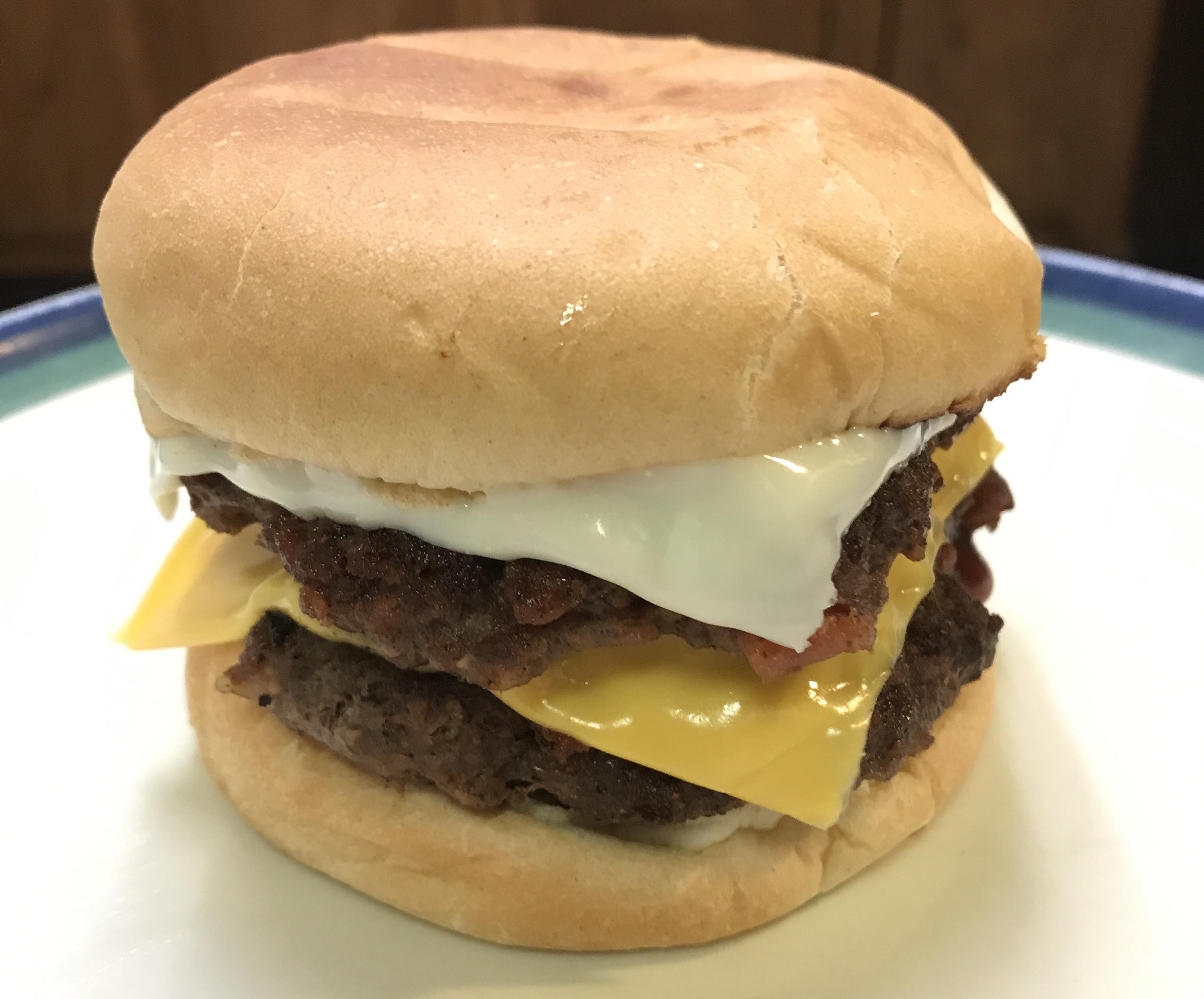 Double bacon crumble cheeseburger with BBQ sauce. r/burgers
