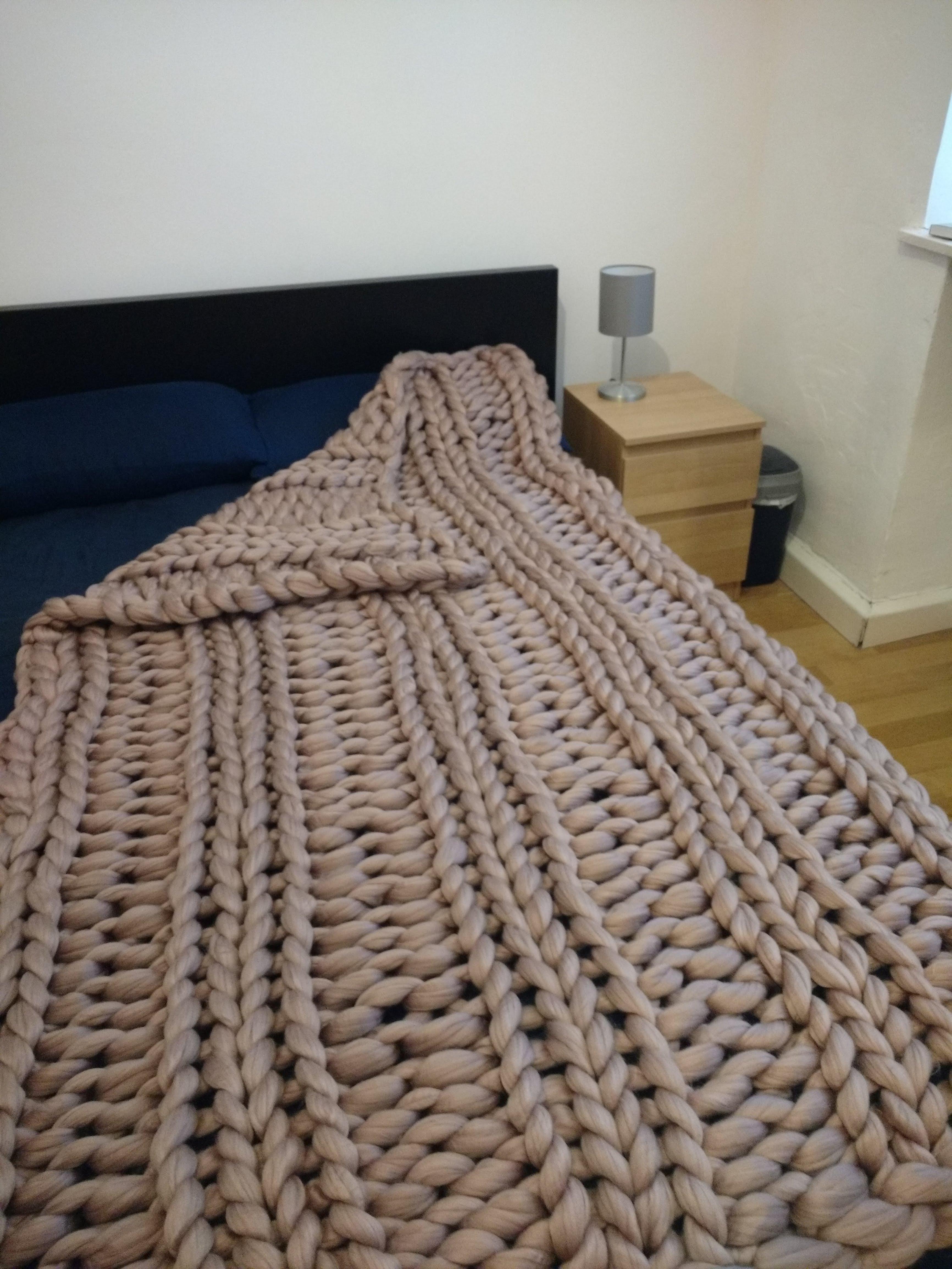 Giant Roving* Blanket Success! [FO] r/knitting