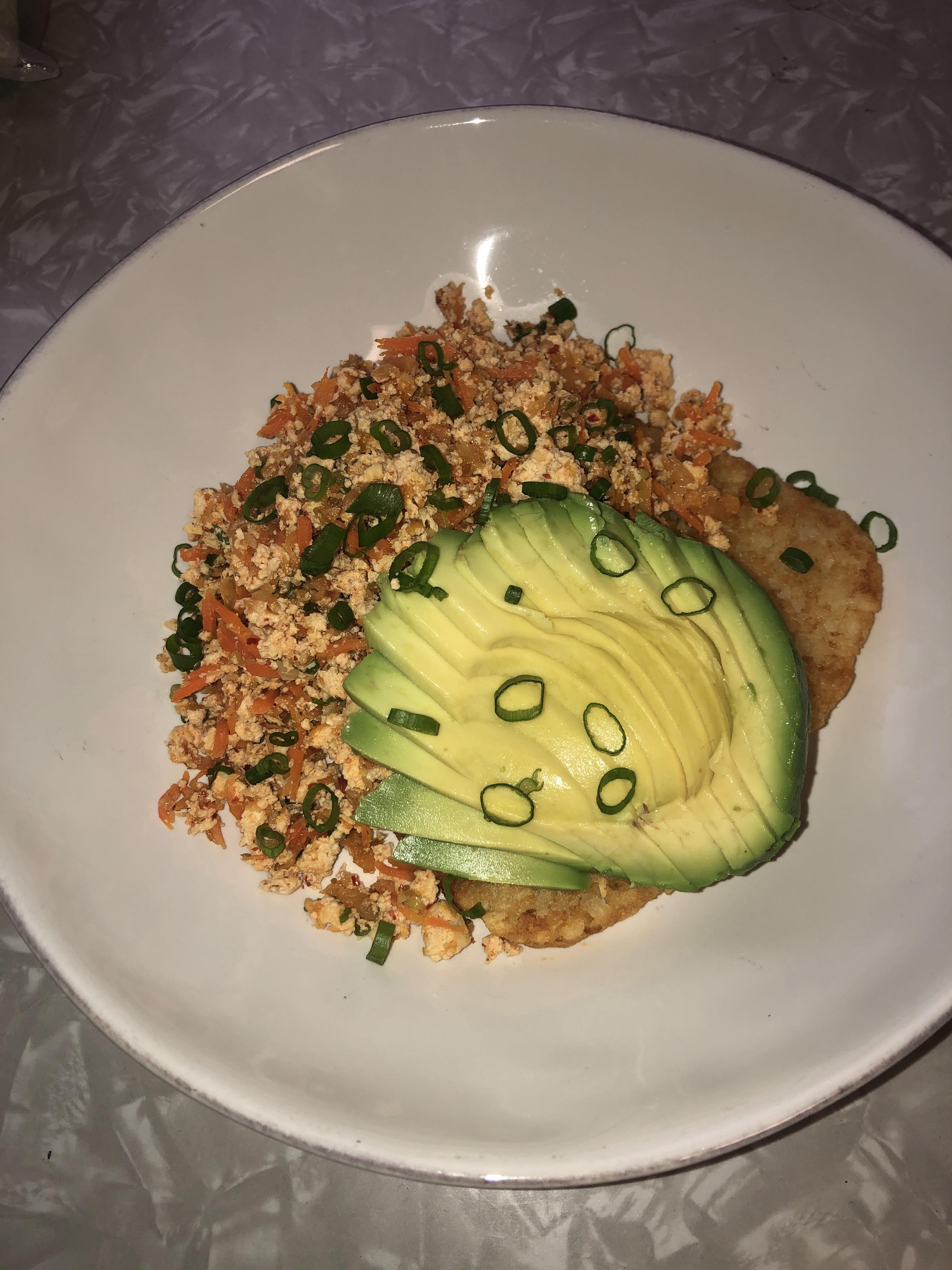 Kimchi tofu scramble r/veganrecipes