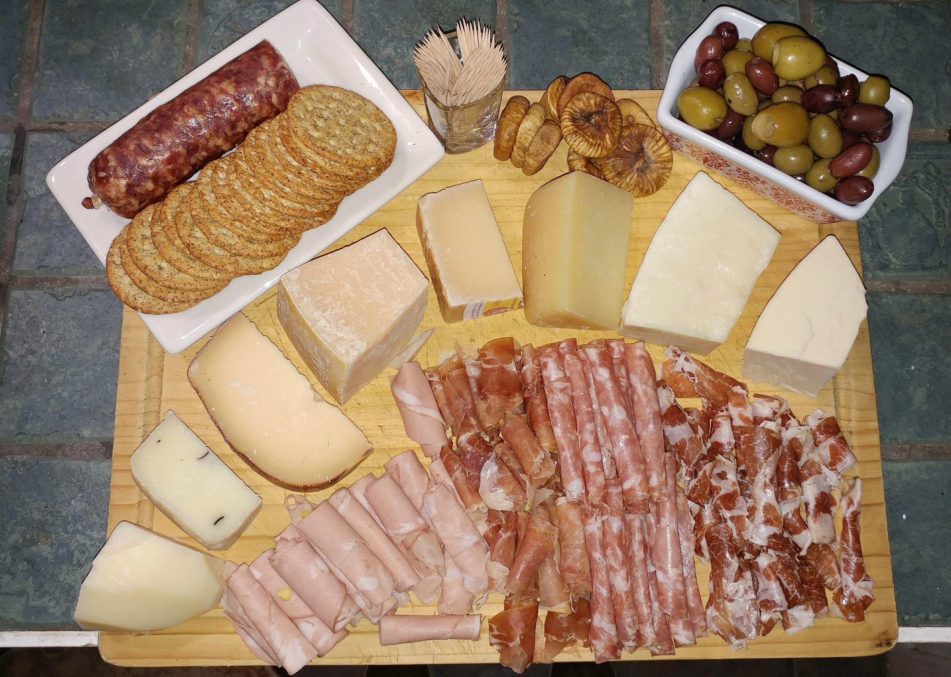 [Homemade] Italian Meats and Cheeses r/food