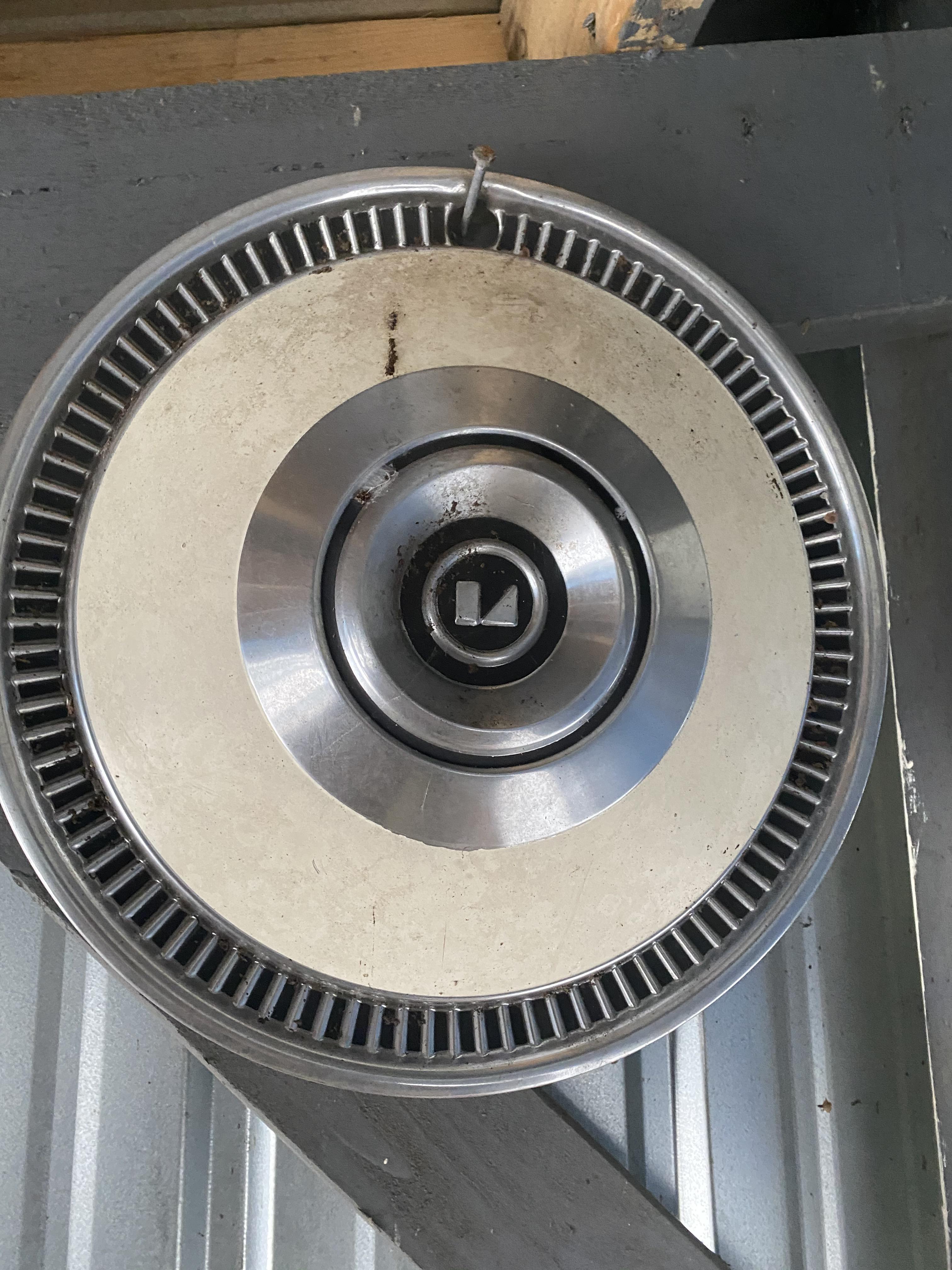 What car is this hubcap from? : r/AskMechanics