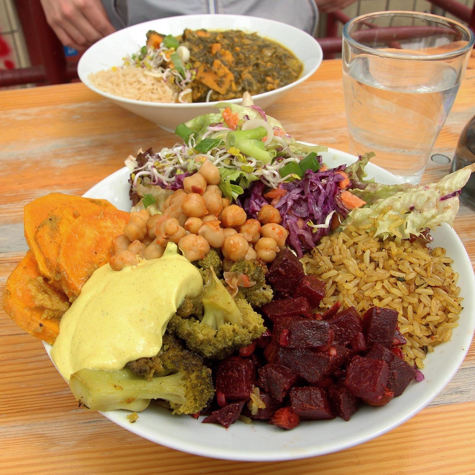 Vegan Restaurant called HappenPappen in Hamburg😍 r/vegan