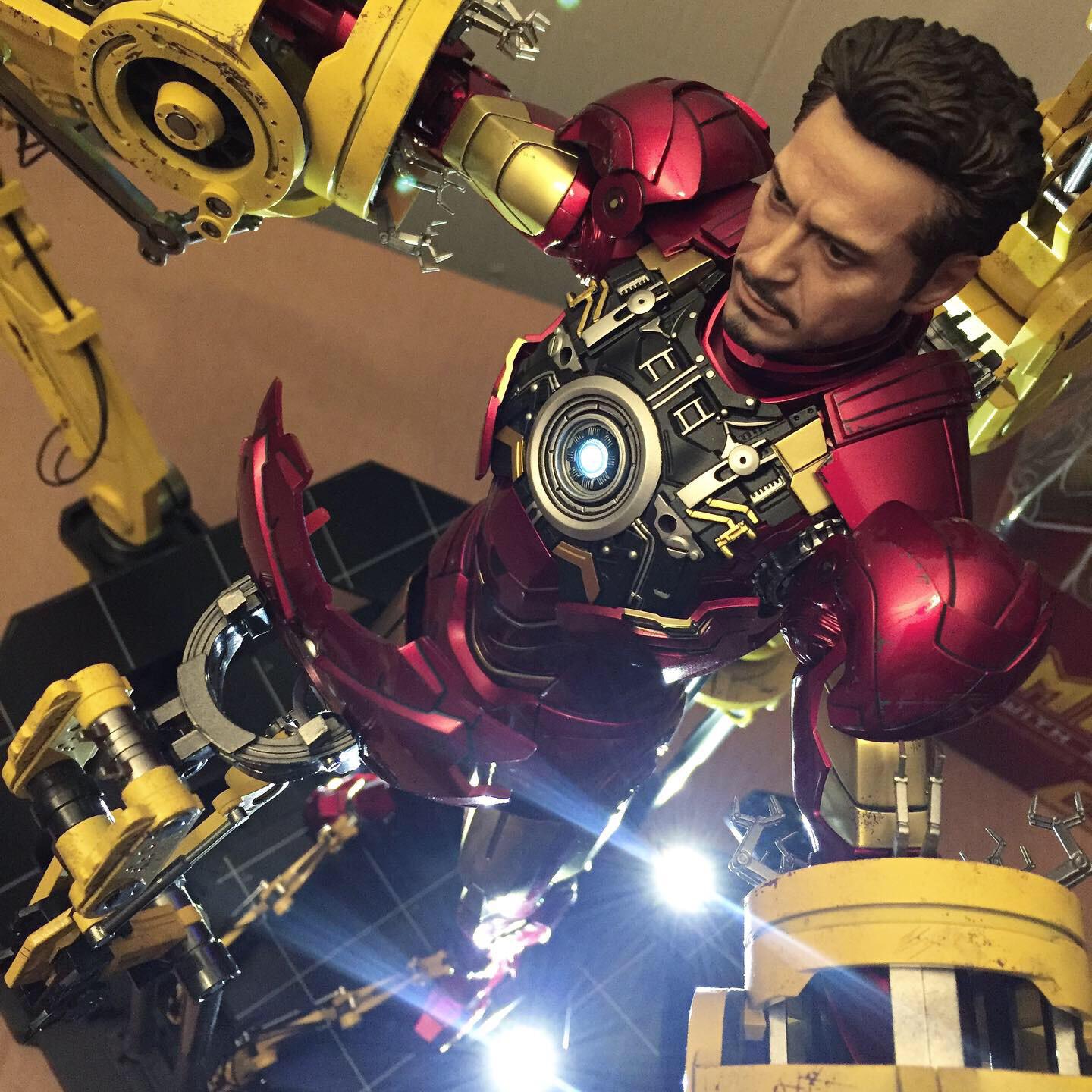 My first Hot Toys figure for my first ever Reddit post Diecast MK4