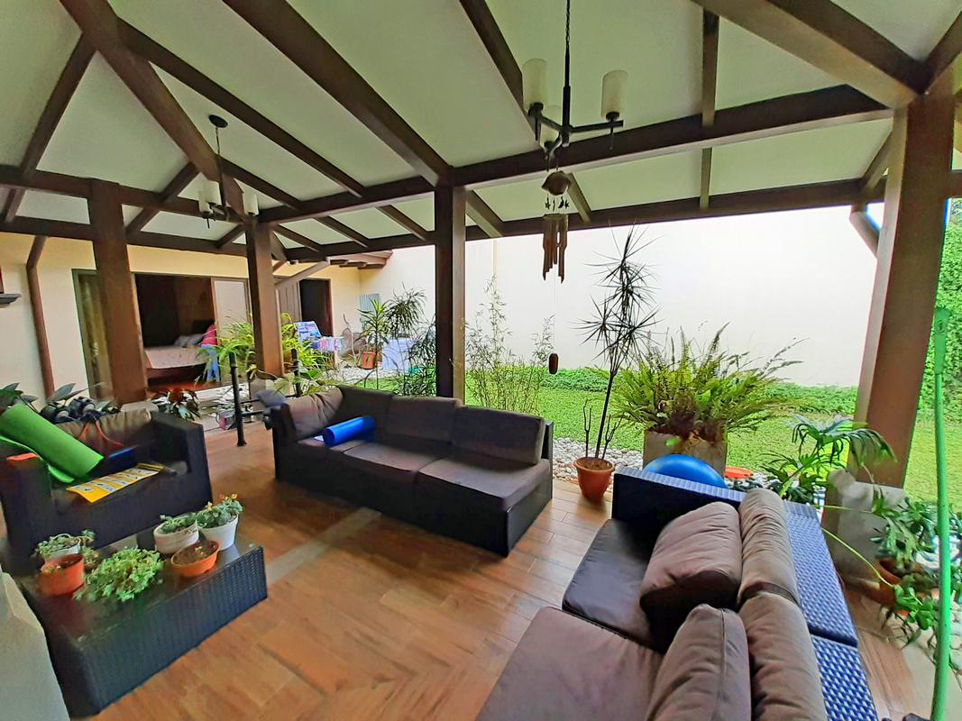 Gated Community Via Cipres, Curridabat (Costa Rica) 4,000ft2 house for sale 5 BRs, 4.5