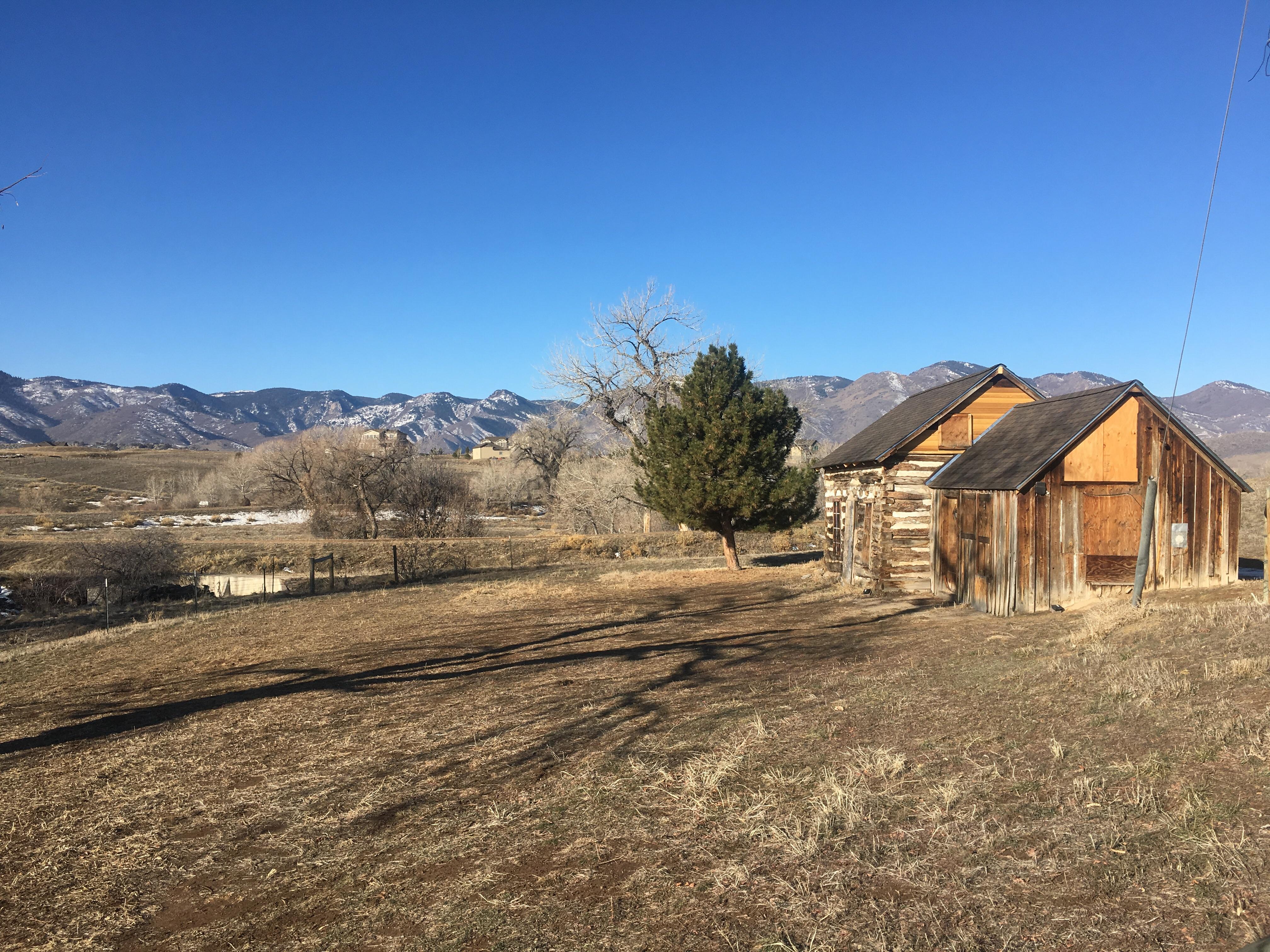 An old cabin with a nice view in Chatfield state park r/CabinPorn
