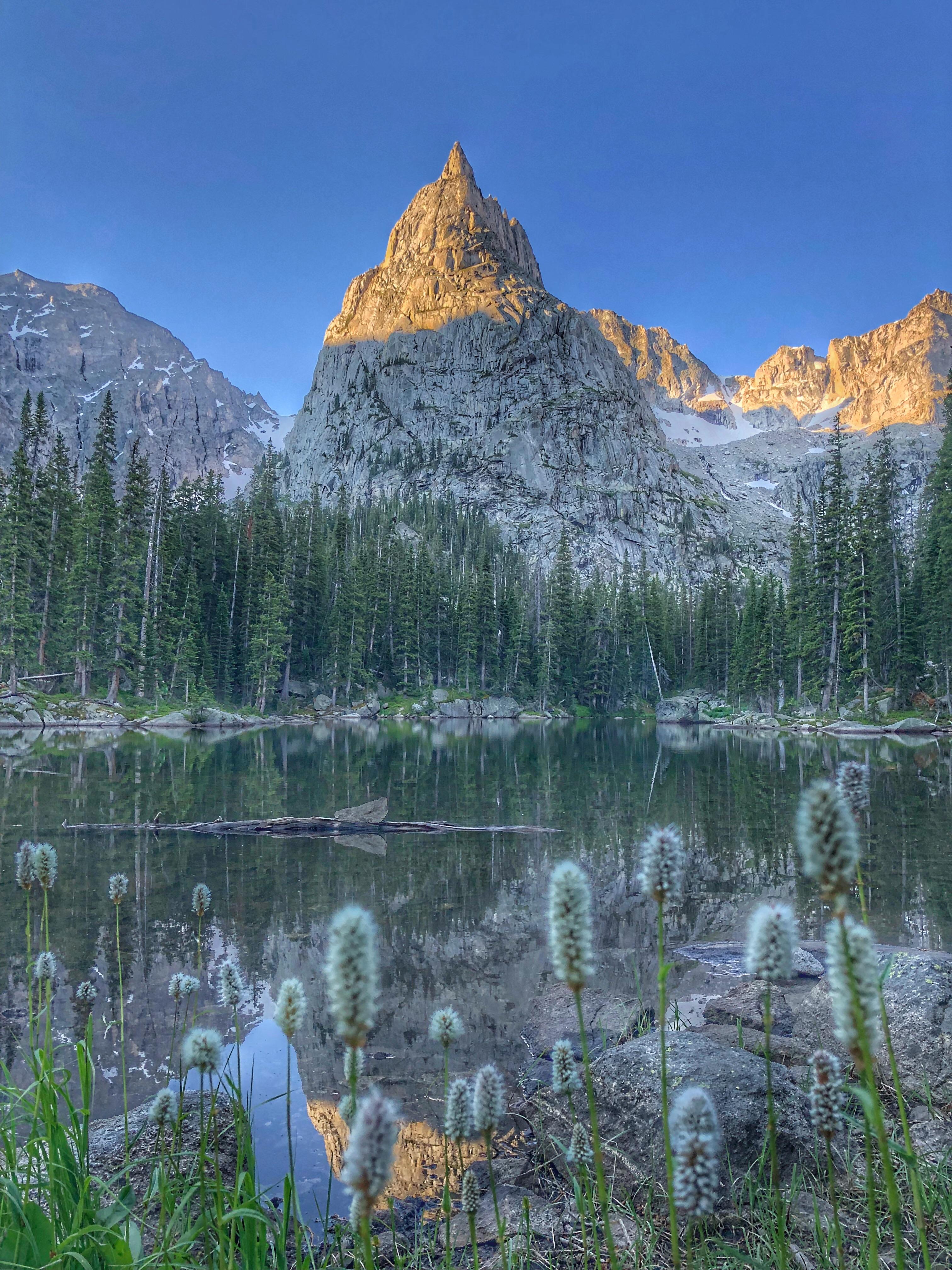 Sunrise at Mirror Lake and Lone Eagle Peak r/coloradohikers
