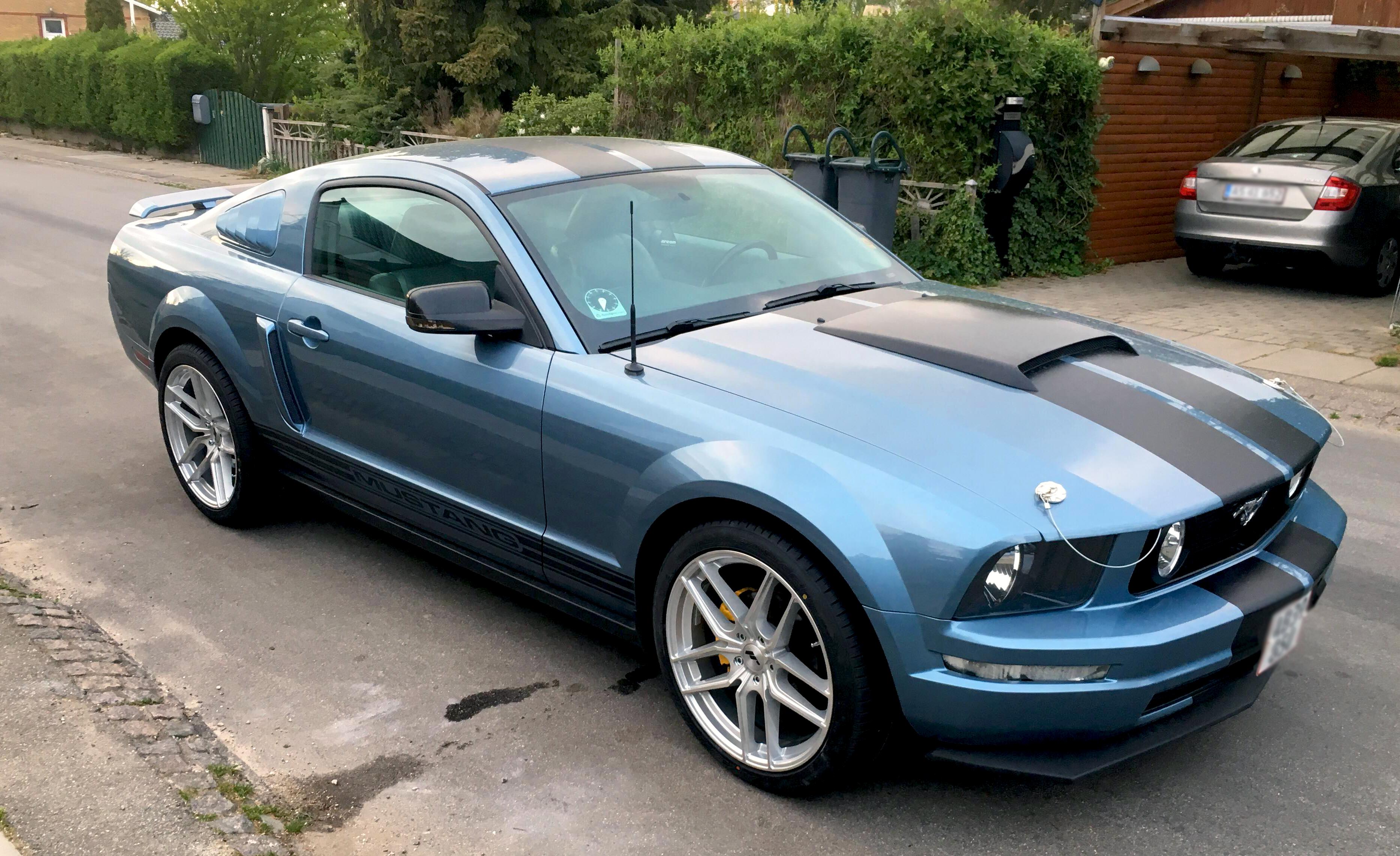 Reddit Dive into anything